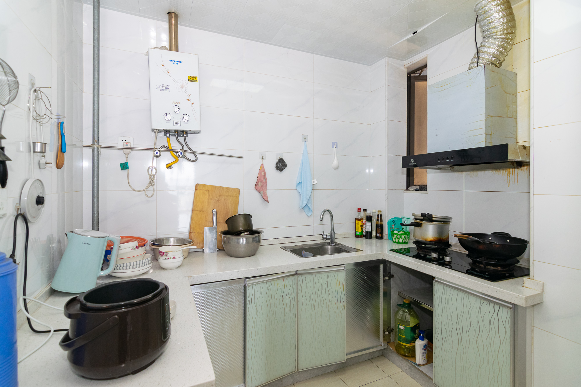 上实望府里  3室2厅1卫    57.8万 上实望府里  3室2厅1卫    57.8万厨房