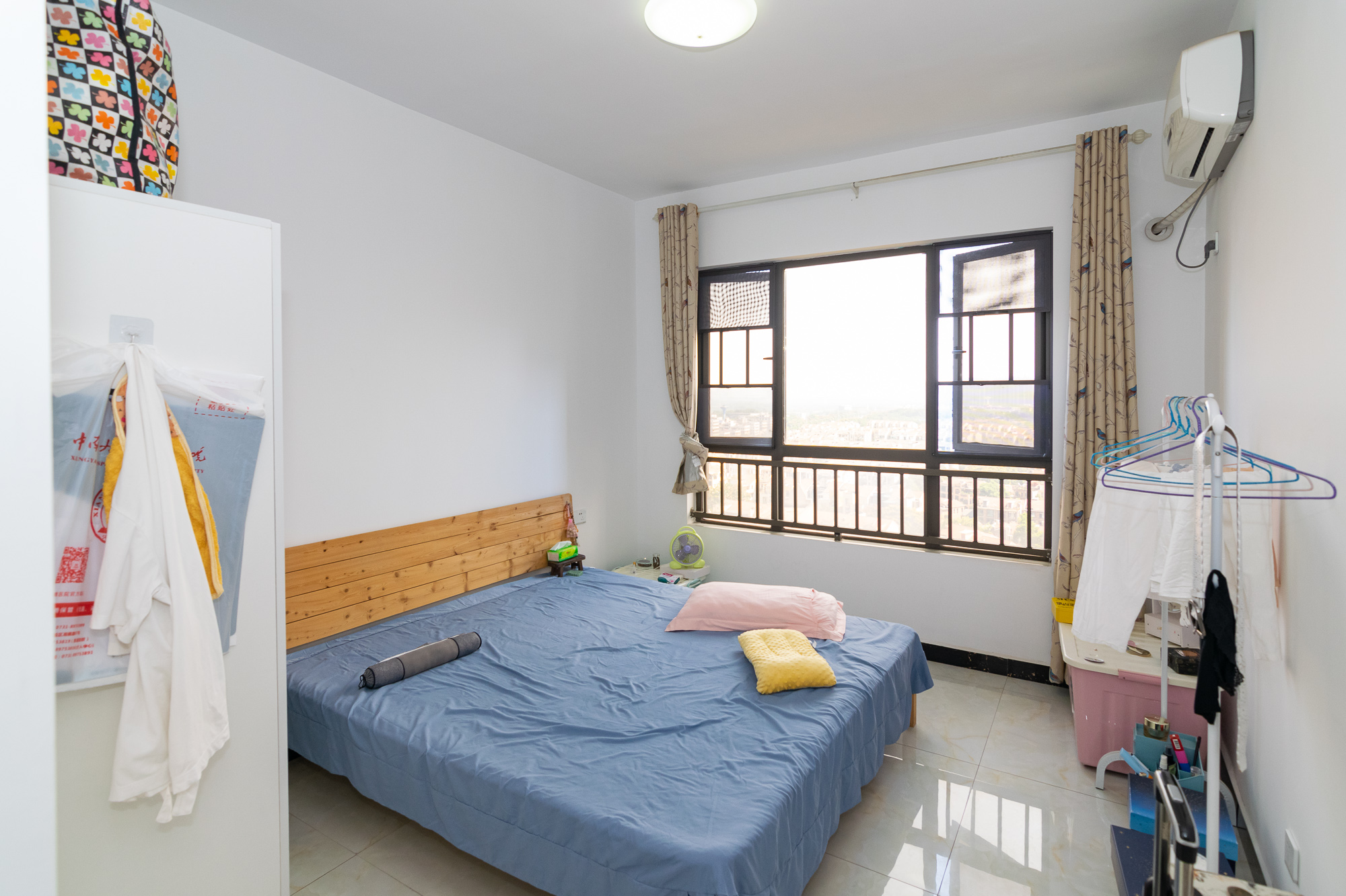 上实望府里  3室2厅1卫    57.8万 上实望府里  3室2厅1卫    57.8万卧室