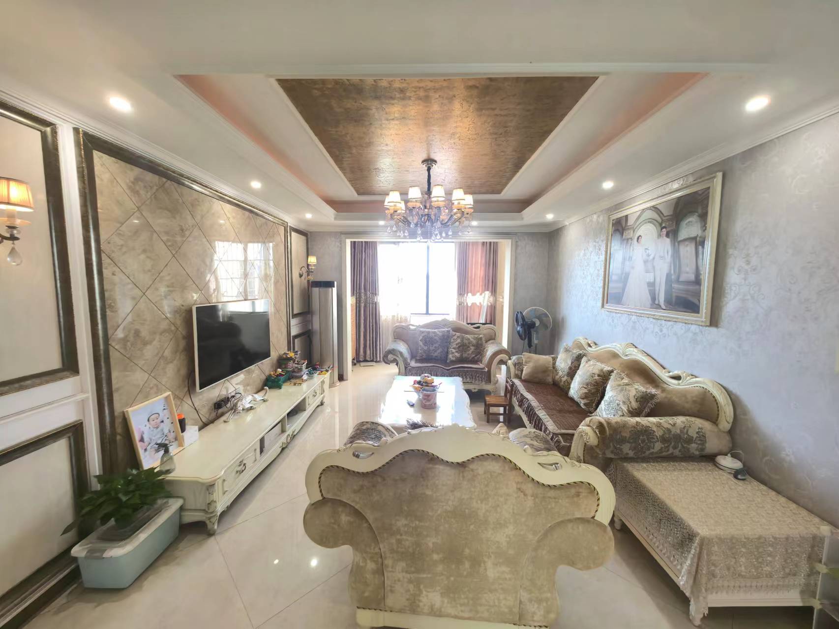 百江花园 3室2厅2卫 64.0万 百江花园 3室2厅2卫 64.0万室内图