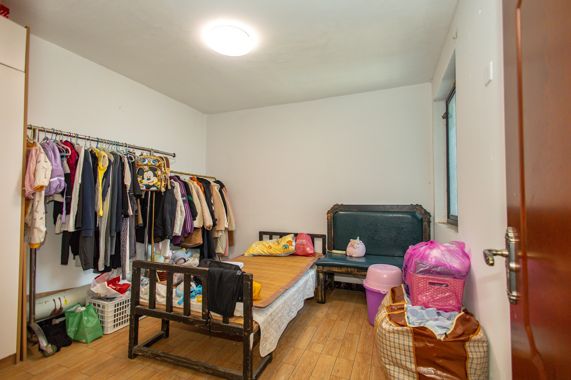 星邮小区  3室2厅1卫    57.0万 星邮小区  3室2厅1卫    57.0万卧室