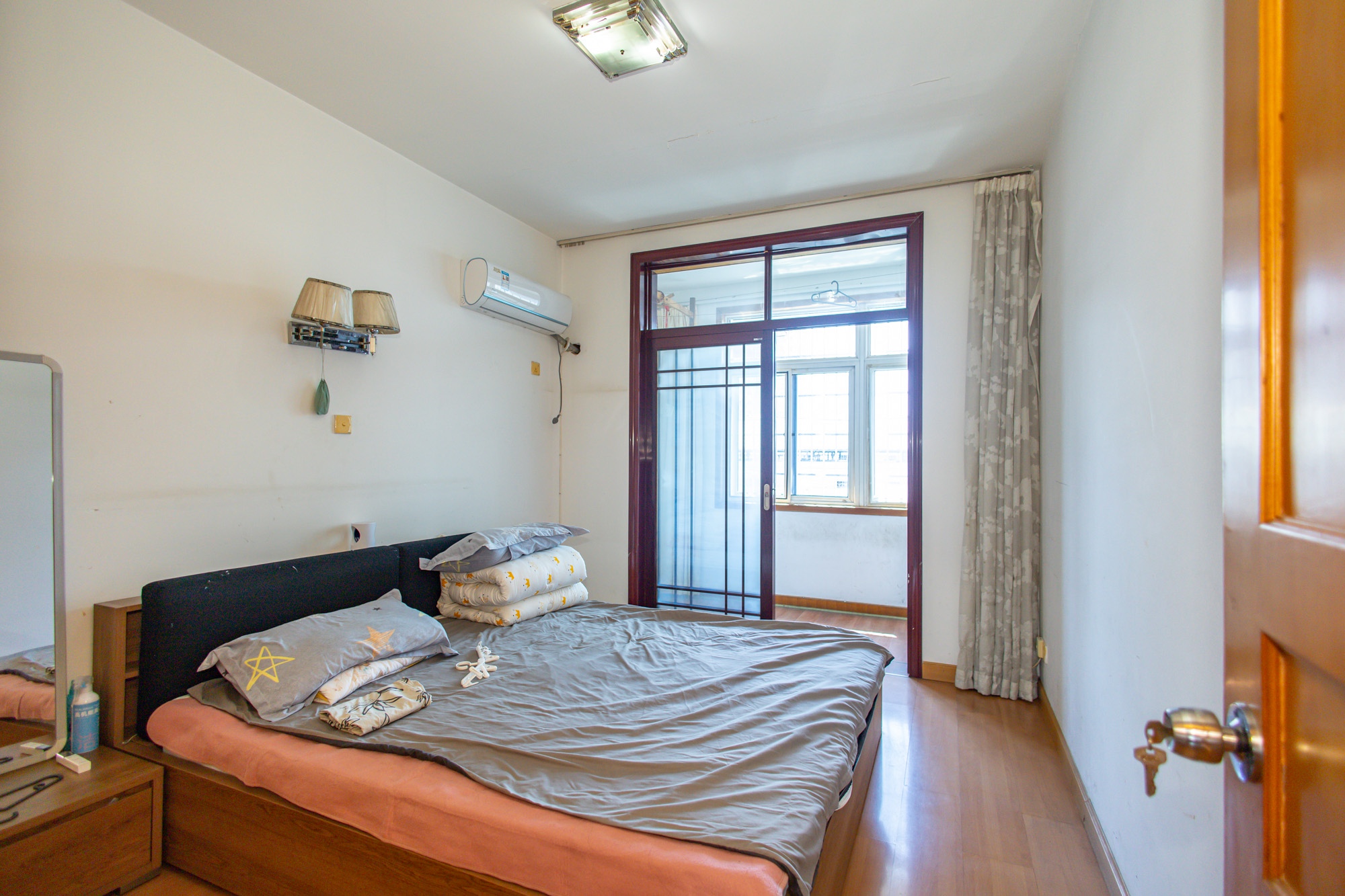 长沙县公安局单位房  3室2厅1卫    49.0万 长沙县公安局单位房  3室2厅1卫    49.0万卧室