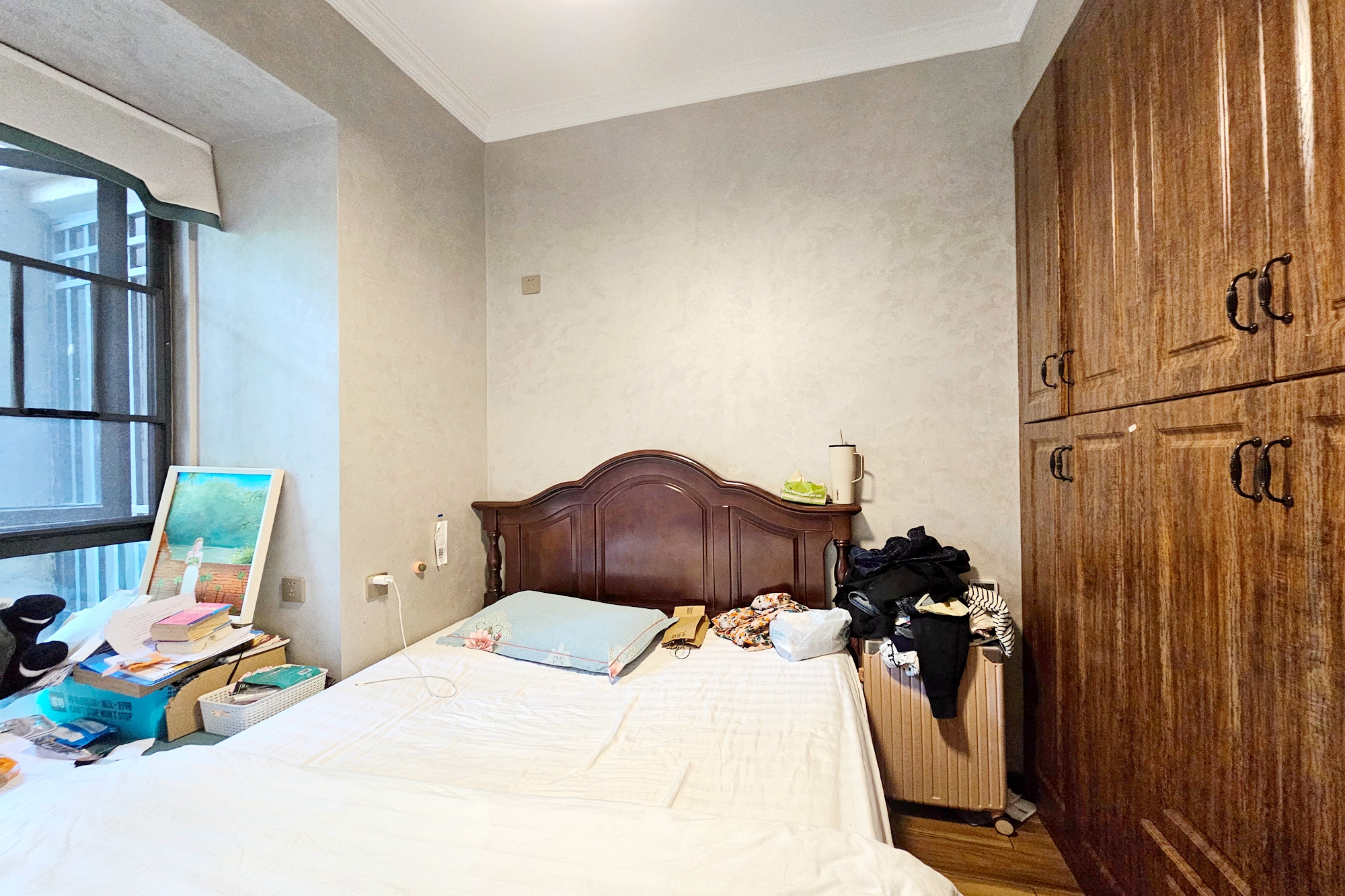 明昇壹城(明昇时代广场)一期  4室2厅2卫    200.0万 明昇壹城(明昇时代广场)一期  4室2厅2卫    200.0万卧室