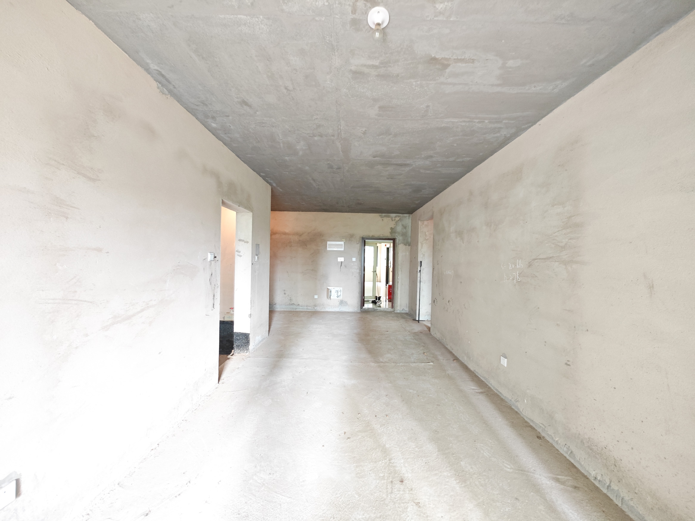 中建嘉和城  3室2厅2卫   105.00万