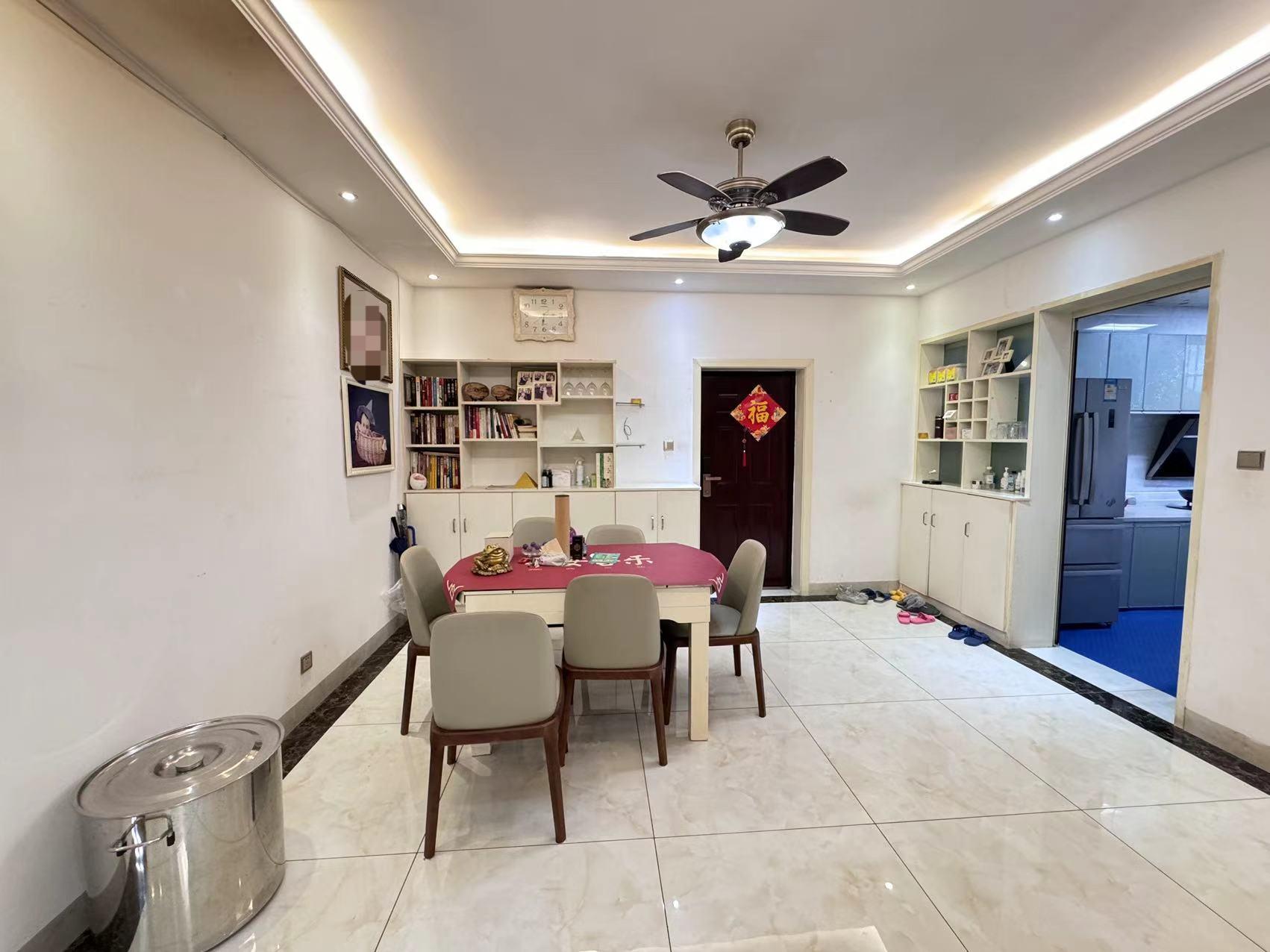 枫林绿洲  3室2厅2卫    50.0万 枫林绿洲  3室2厅2卫    50.0万室内图