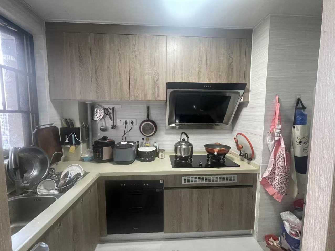 美的翰城  3室2厅2卫    99.8万 美的翰城  3室2厅2卫    99.8万室内图