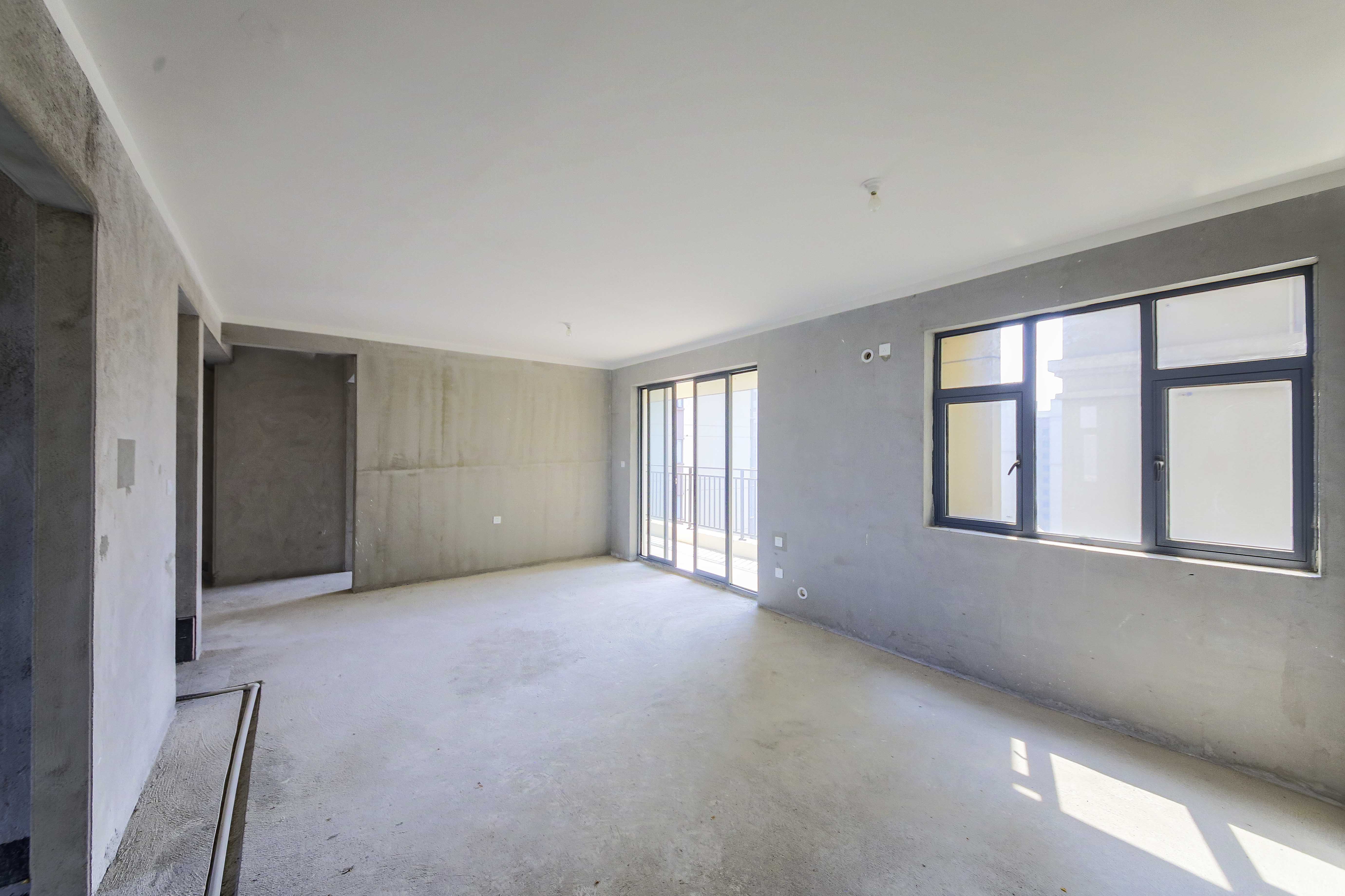 中建钰和城  3室2厅2卫   157.50万客厅