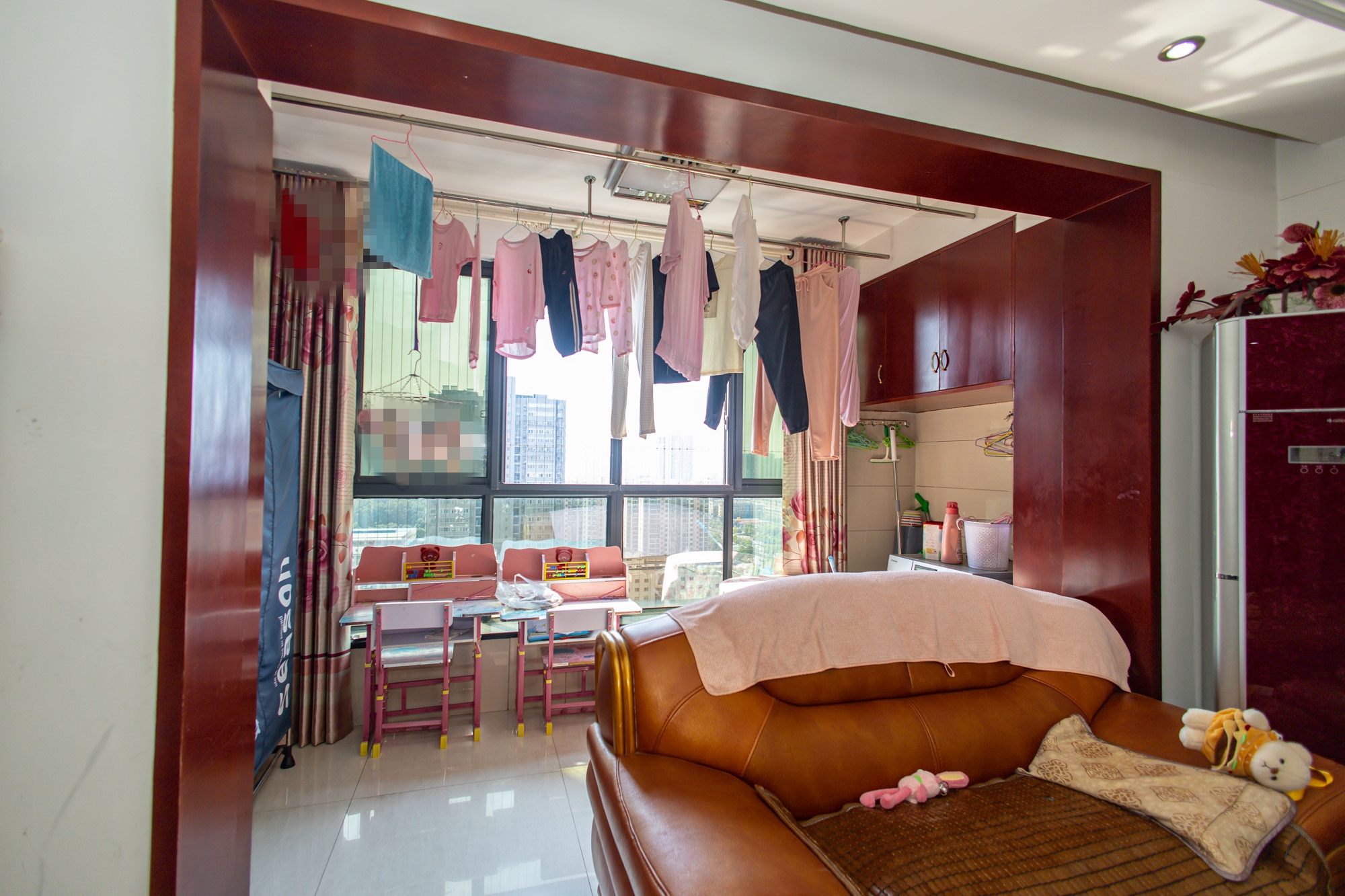 尚城 3室2厅2卫 118.0万 尚城 3室2厅2卫 118.0万阳台