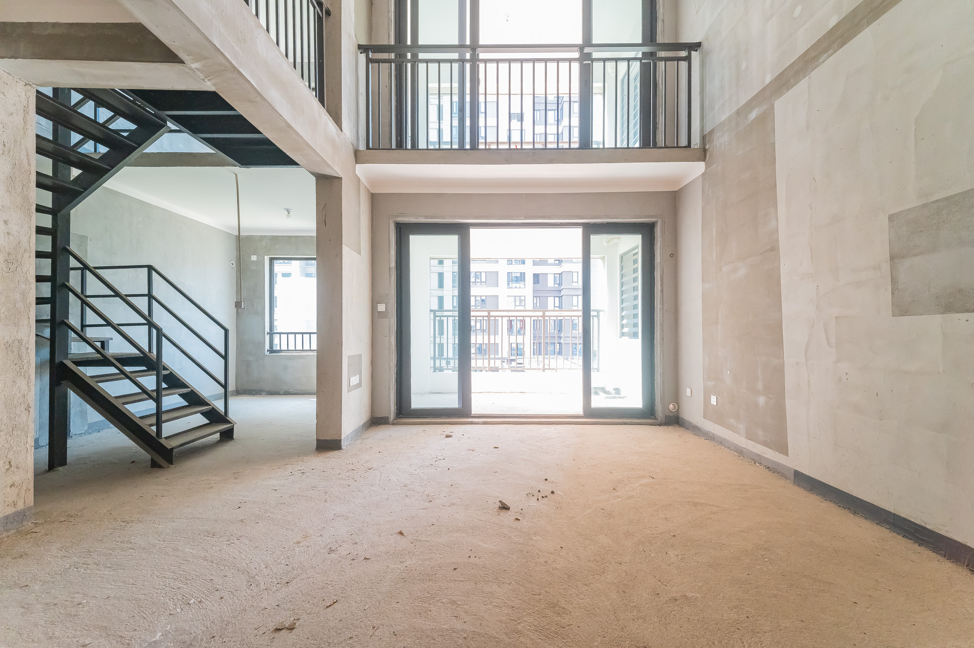 中交建发松雅院 3室2厅2卫 125.0万 中交建发松雅院 3室2厅2卫 125.0万客厅