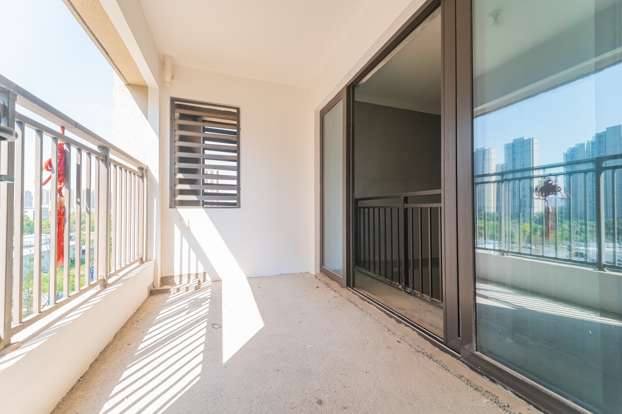 中交建发松雅院 3室2厅2卫 125.0万 中交建发松雅院 3室2厅2卫 125.0万其他