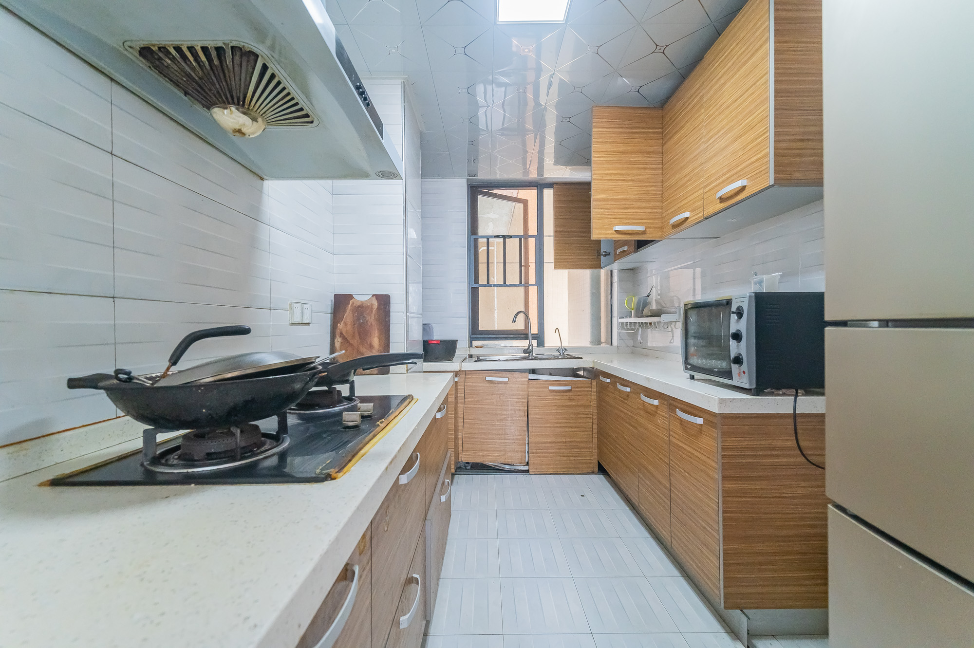 方略城市广场  1室2厅2卫    110.0万 方略城市广场  1室2厅2卫    110.0万厨房