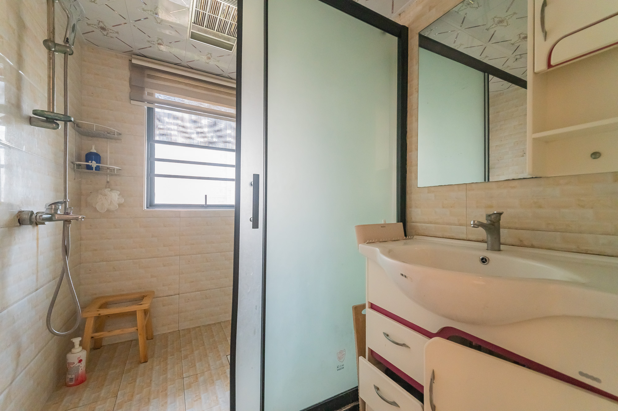 方略城市广场  1室2厅2卫    110.0万 方略城市广场  1室2厅2卫    110.0万卫生间