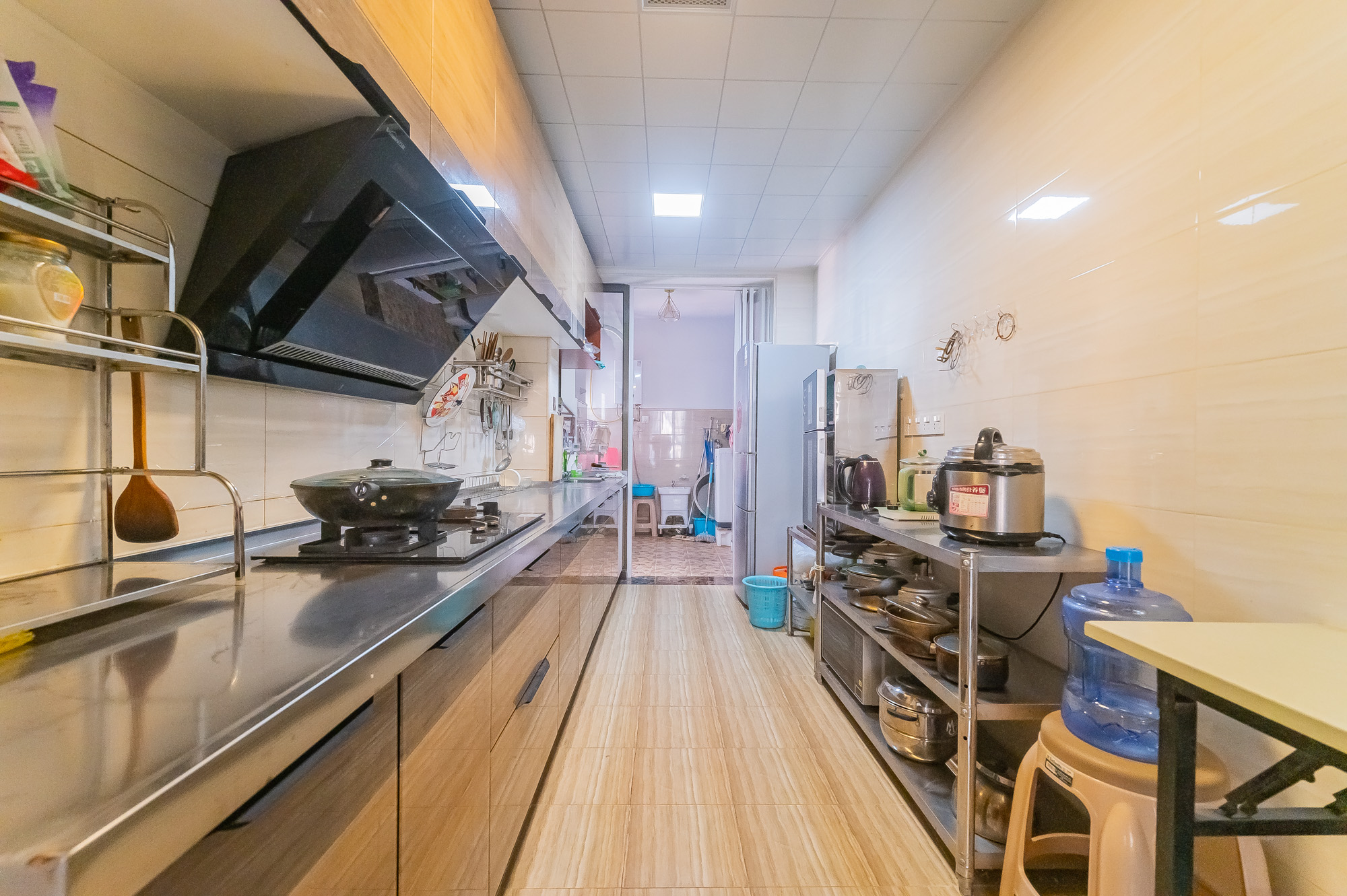 家和院  4室2厅2卫    102.8万 家和院  4室2厅2卫    102.8万厨房