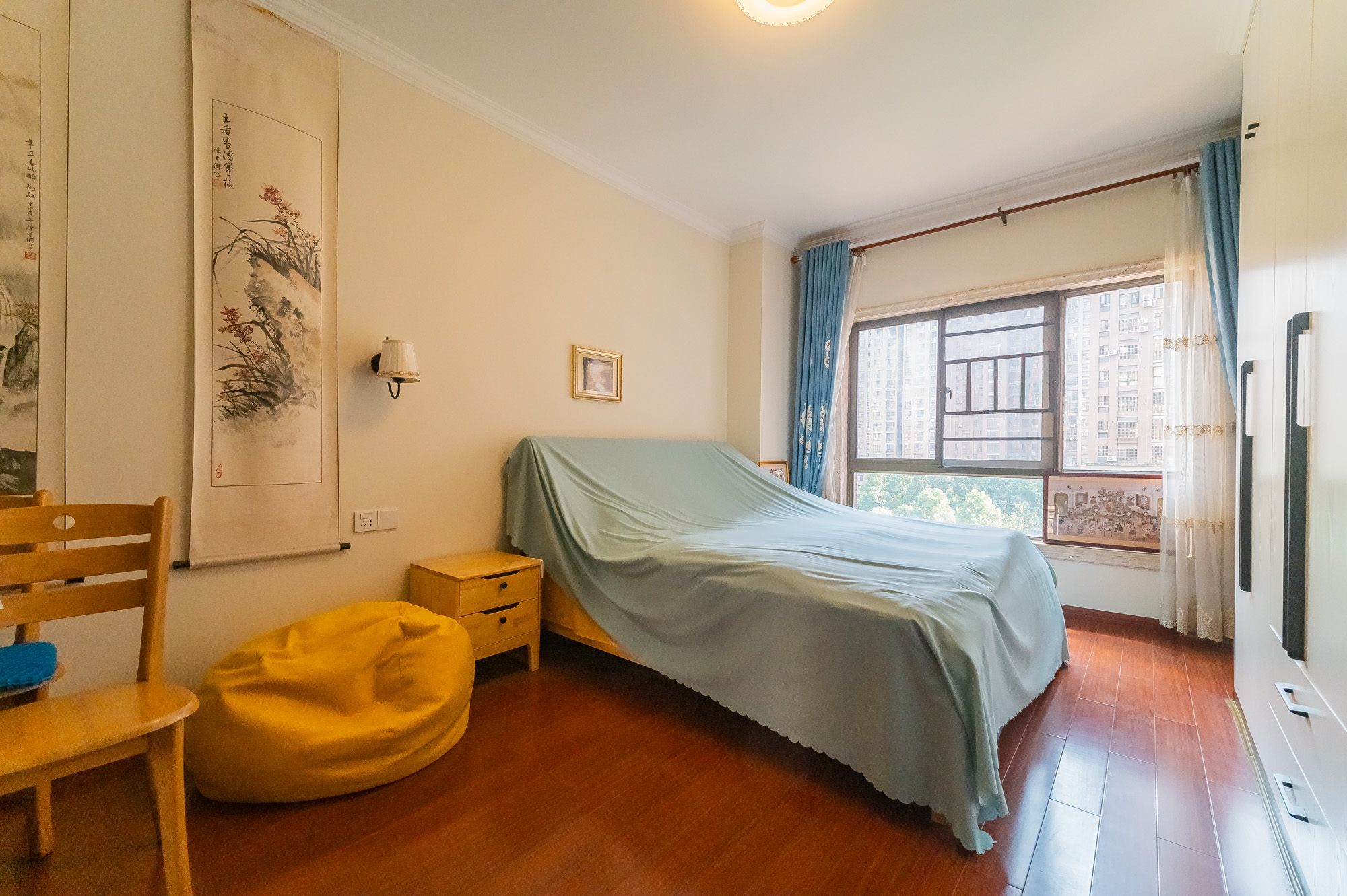 家和院  4室2厅2卫    102.8万 家和院  4室2厅2卫    102.8万卧室