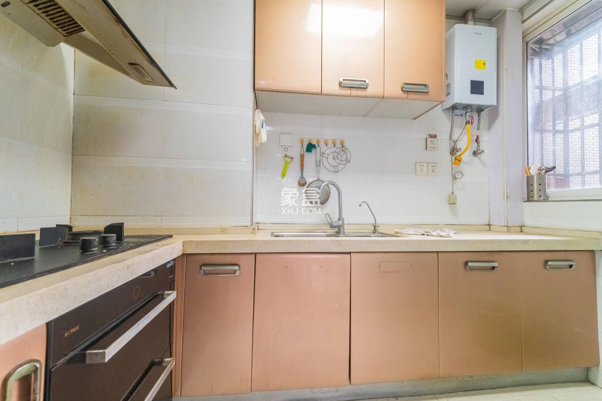 锦璨家园  4室2厅2卫    86.8万 锦璨家园  4室2厅2卫    86.8万厨房