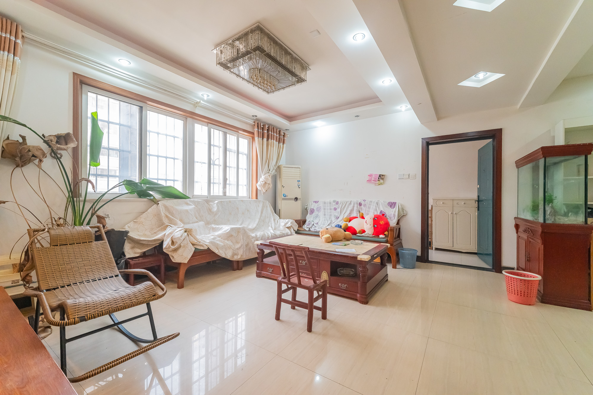 锦璨家园  4室2厅2卫    86.8万 锦璨家园  4室2厅2卫    86.8万客厅