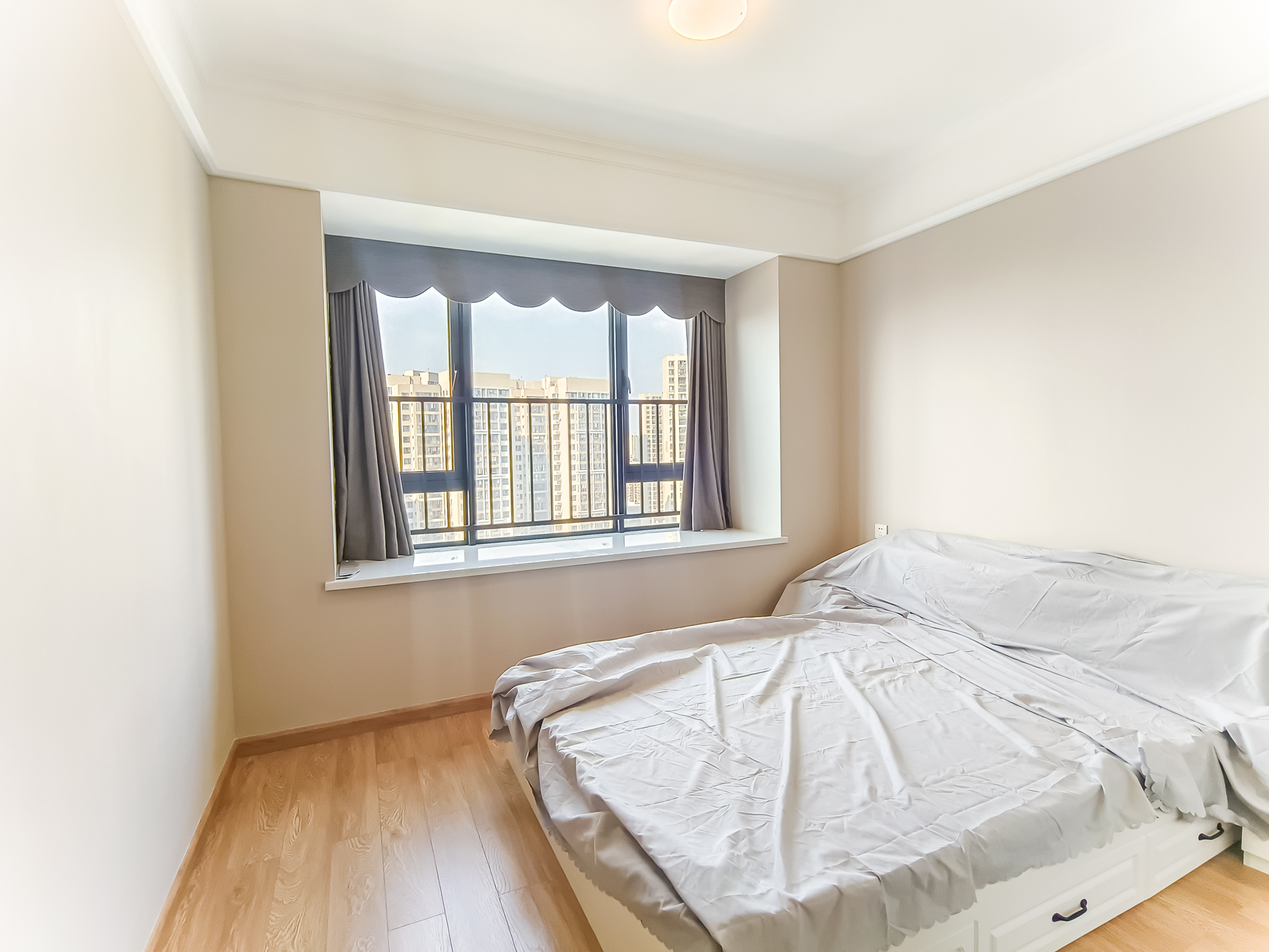 运达锦绣广场  4室2厅2卫    175.0万 运达锦绣广场  4室2厅2卫    175.0万卧室