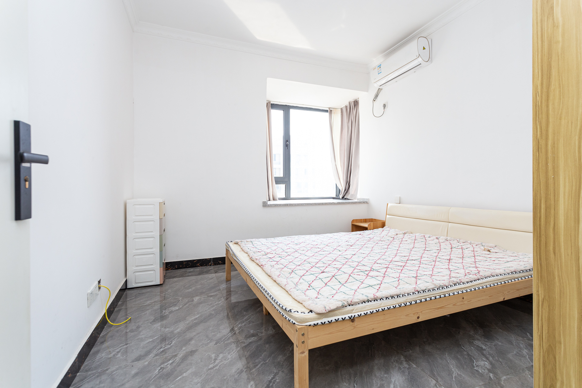 明发阅江悦府 3室2厅1卫 70.0万 明发阅江悦府 3室2厅1卫 70.0万卧室