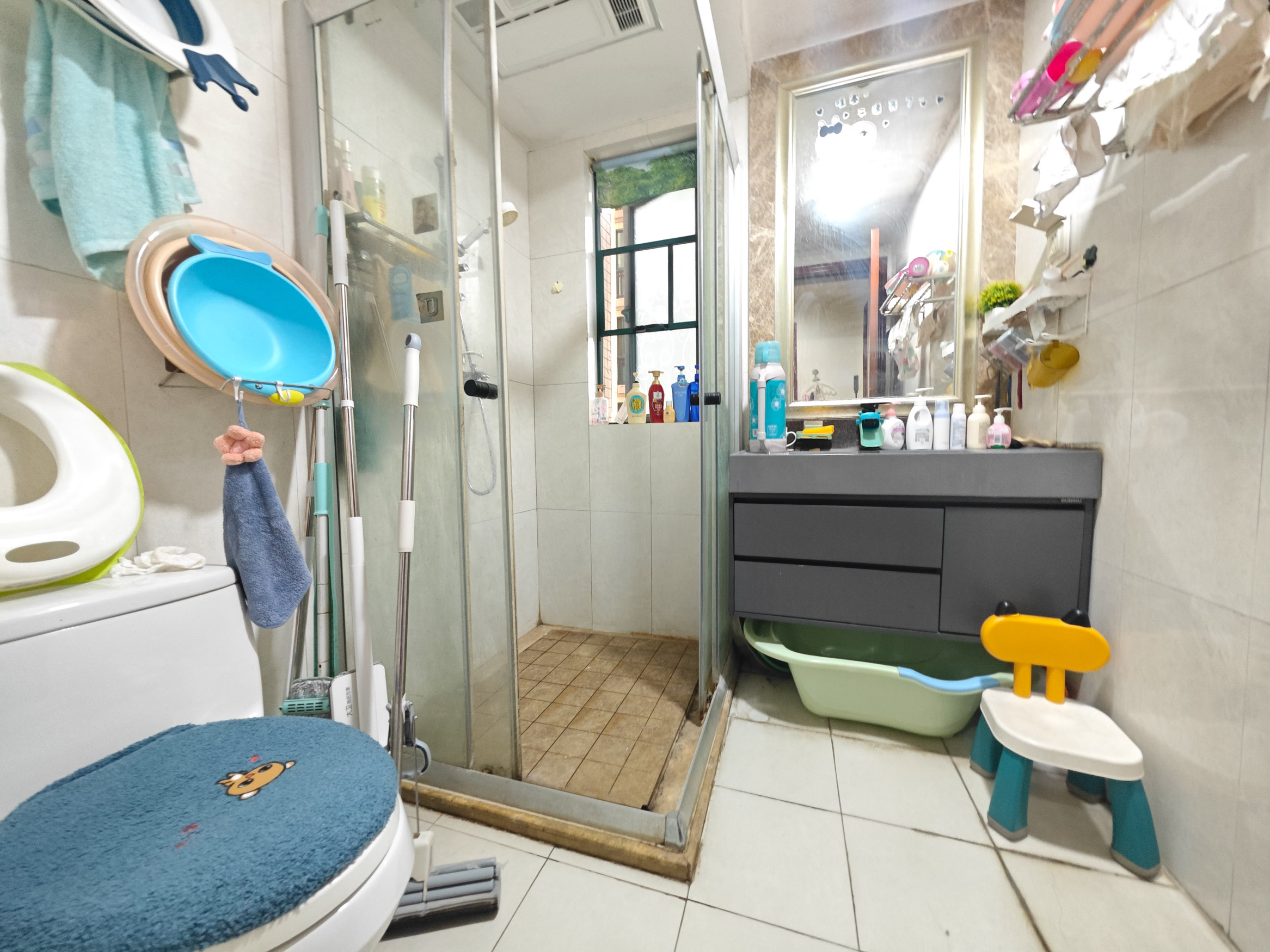 恒大城  2室2厅1卫    62.0万卫生间