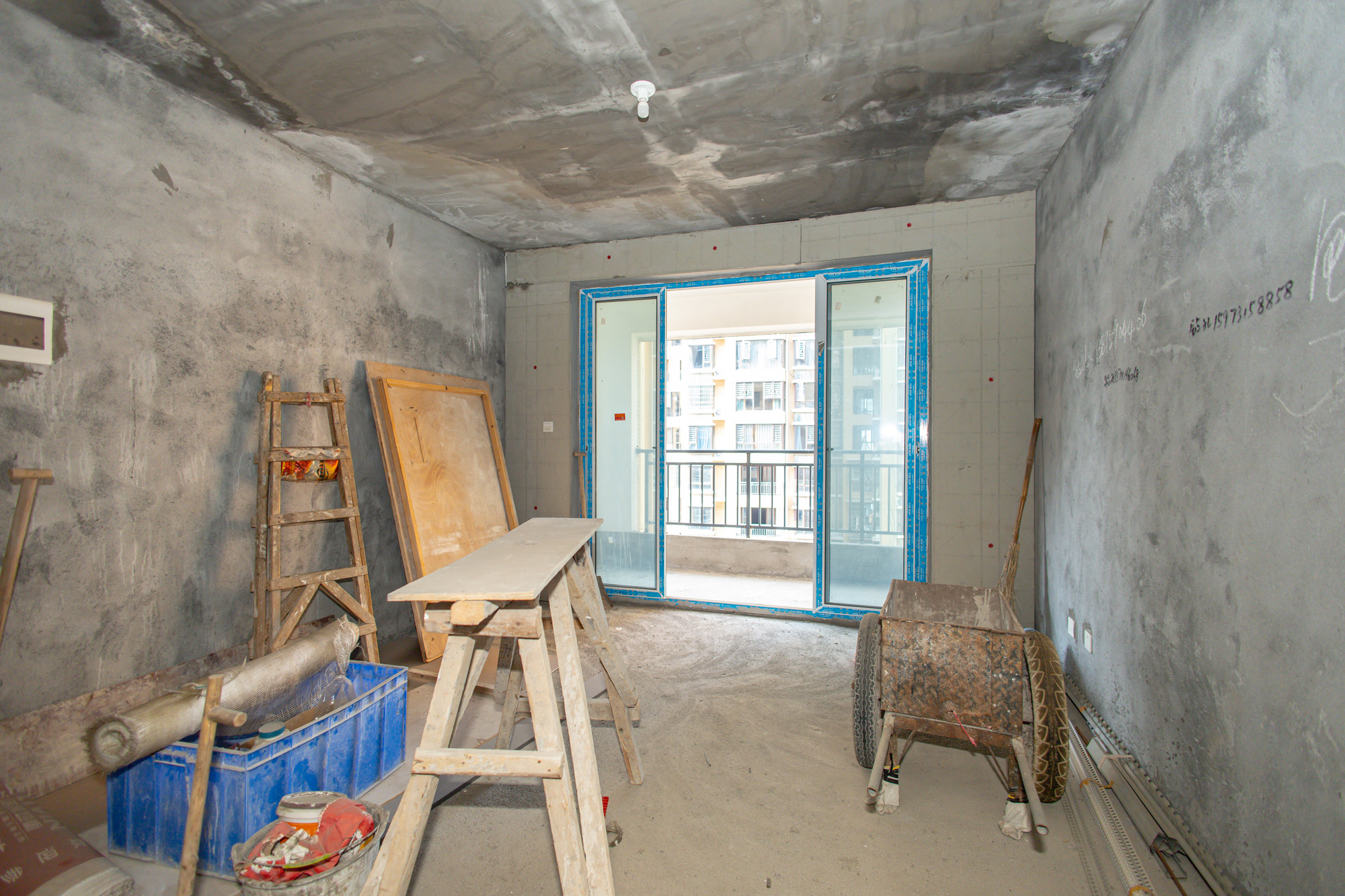 楚天世纪城西苑 3室2厅1卫 72.5万 楚天世纪城西苑 3室2厅1卫 72.5万客厅