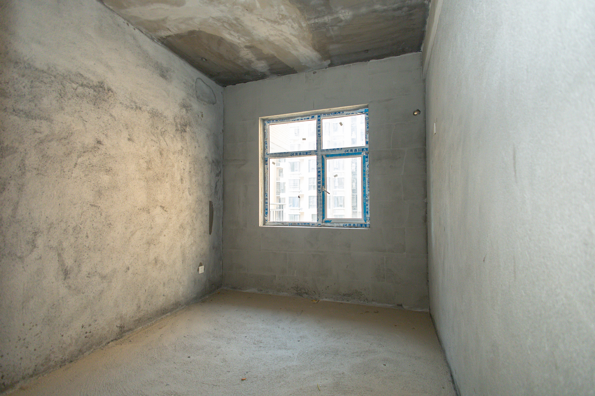 楚天世纪城西苑 3室2厅1卫 72.5万 楚天世纪城西苑 3室2厅1卫 72.5万卧室