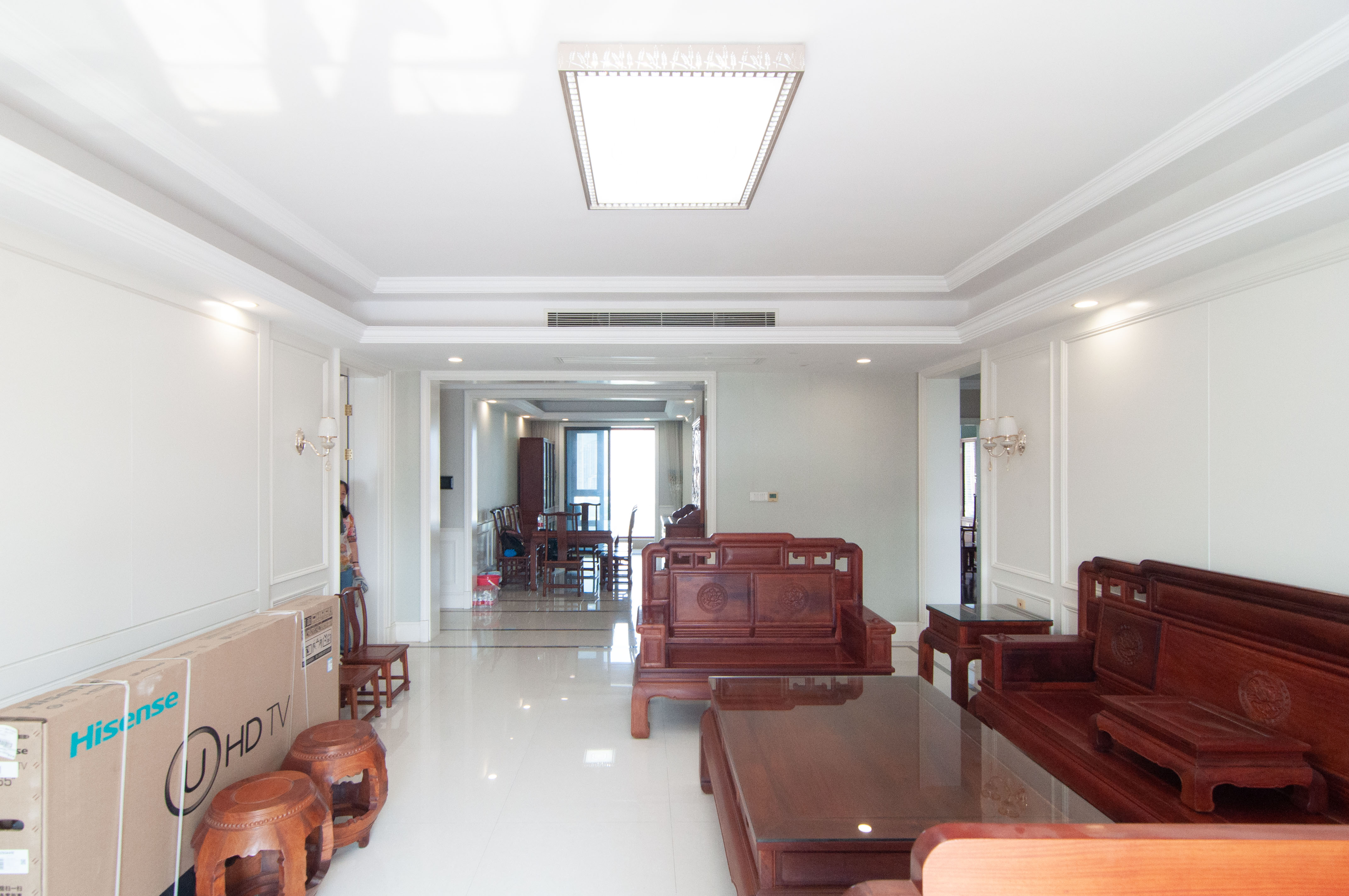 金茂梅溪湖  4室2厅3卫    438.0万 金茂梅溪湖  4室2厅3卫    438.0万