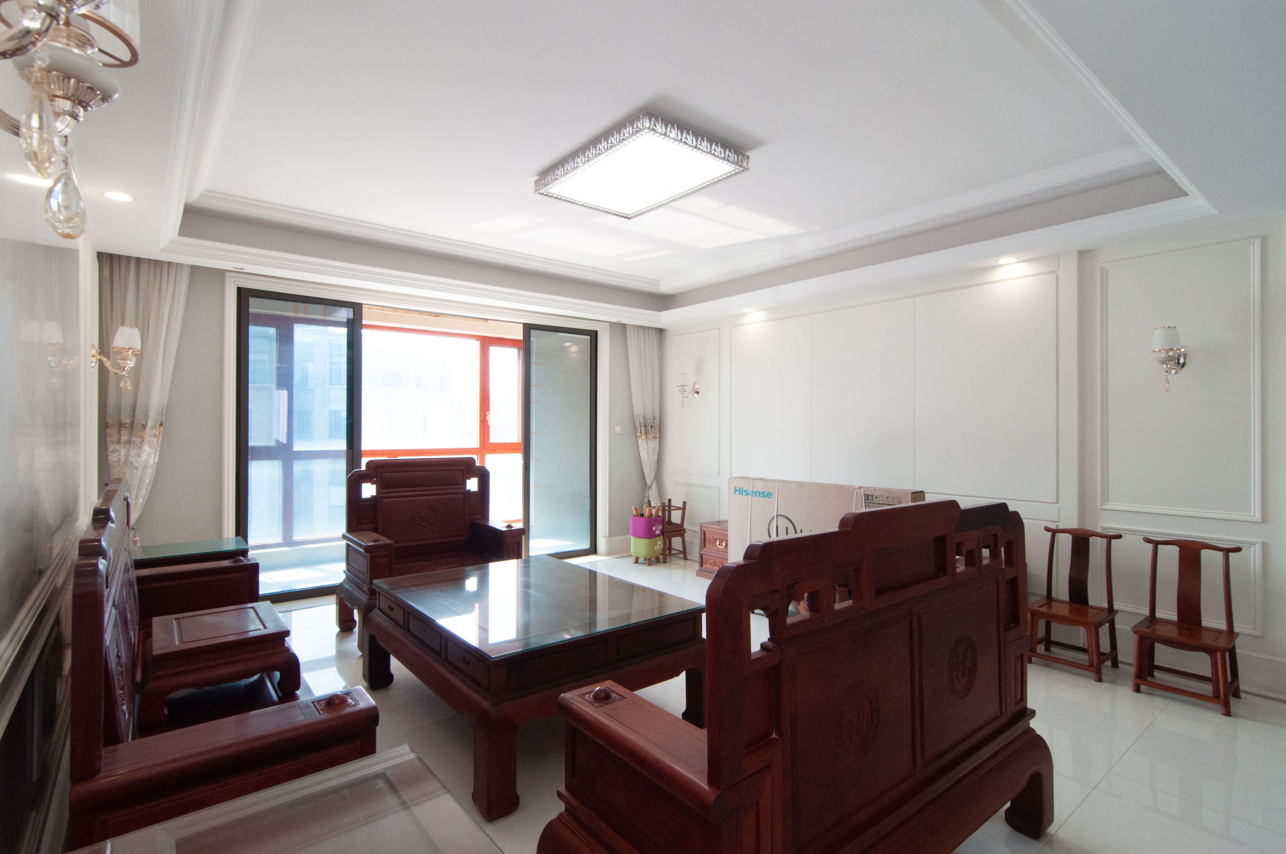 金茂梅溪湖  4室2厅3卫    438.0万客厅