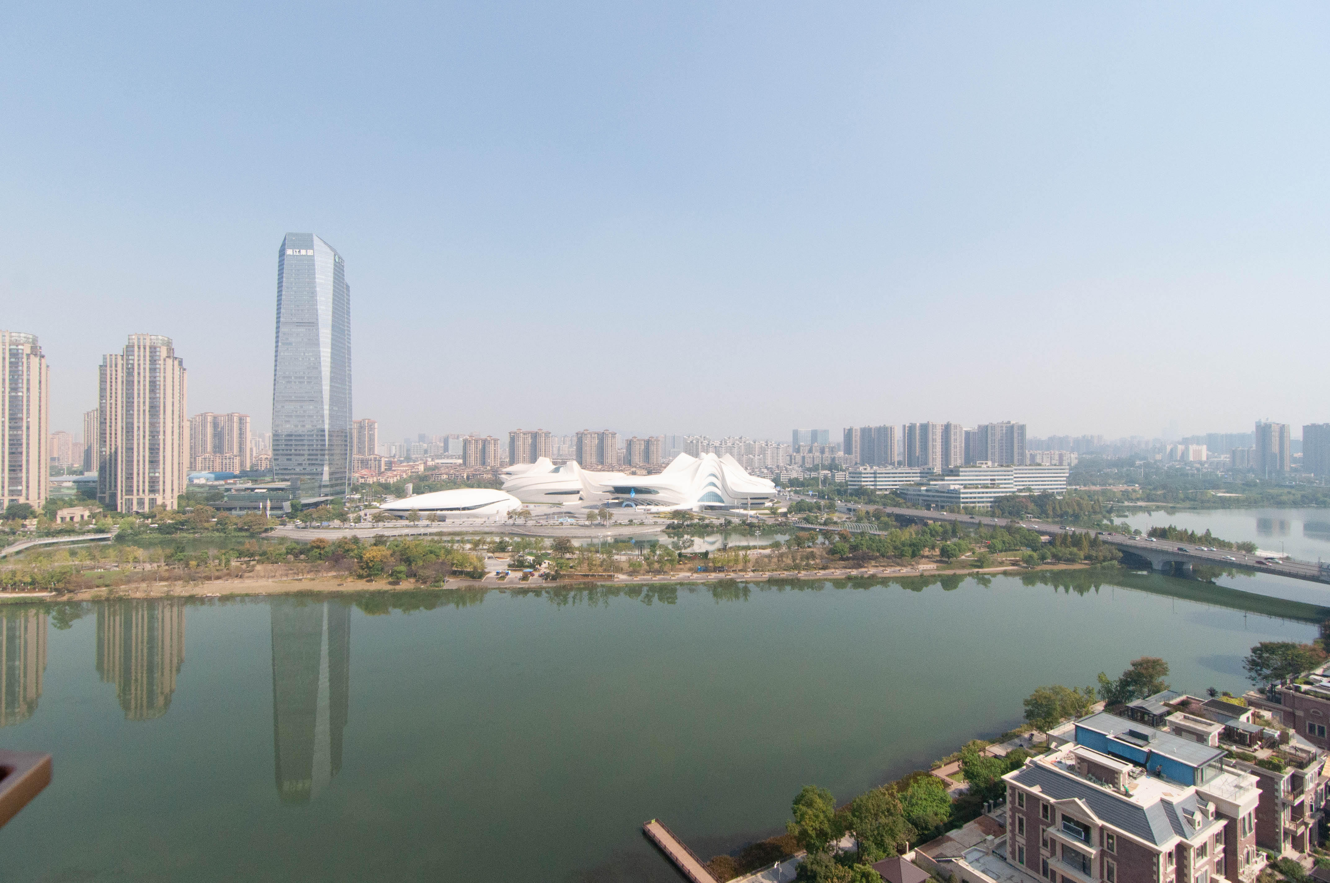 金茂梅溪湖  4室2厅3卫    438.0万其他