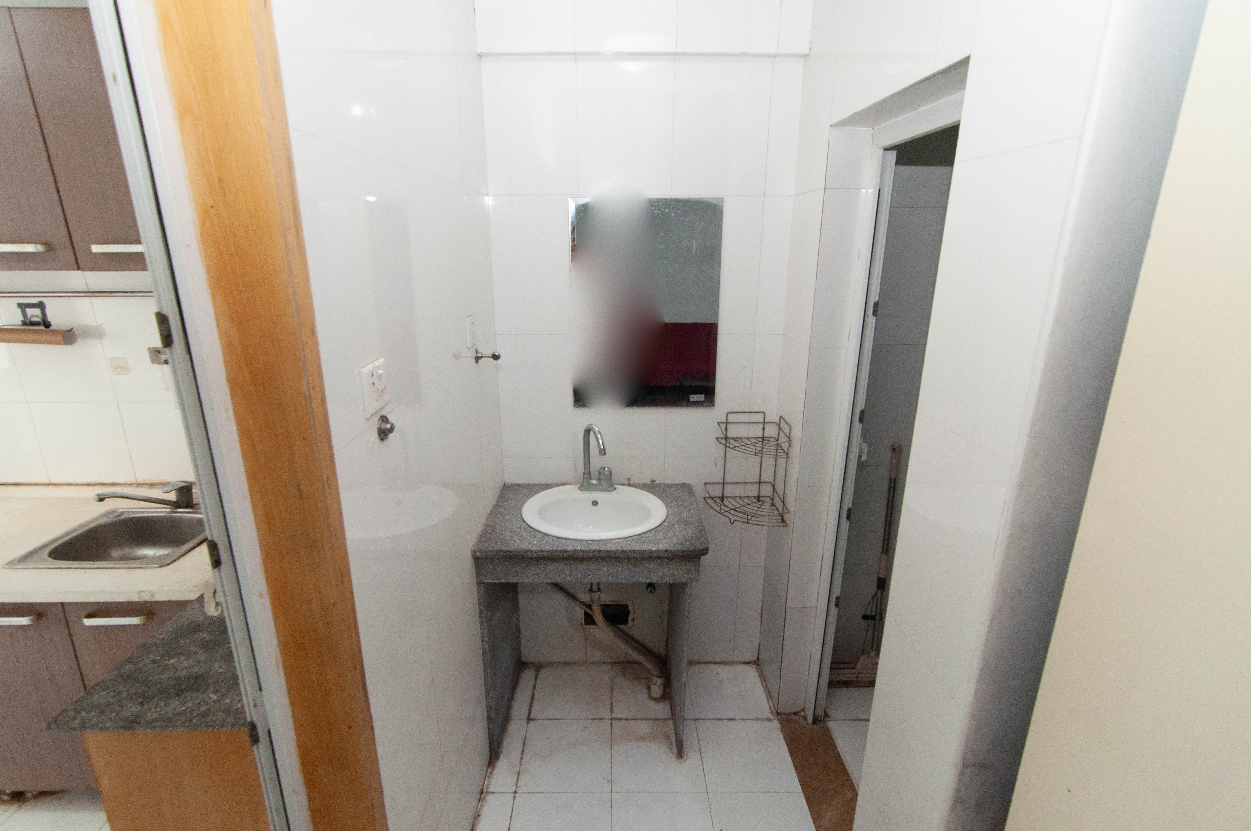 谋房博客(博客天街)  1室1厅1卫    37.0万 谋房博客(博客天街)  1室1厅1卫    37.0万卫生间