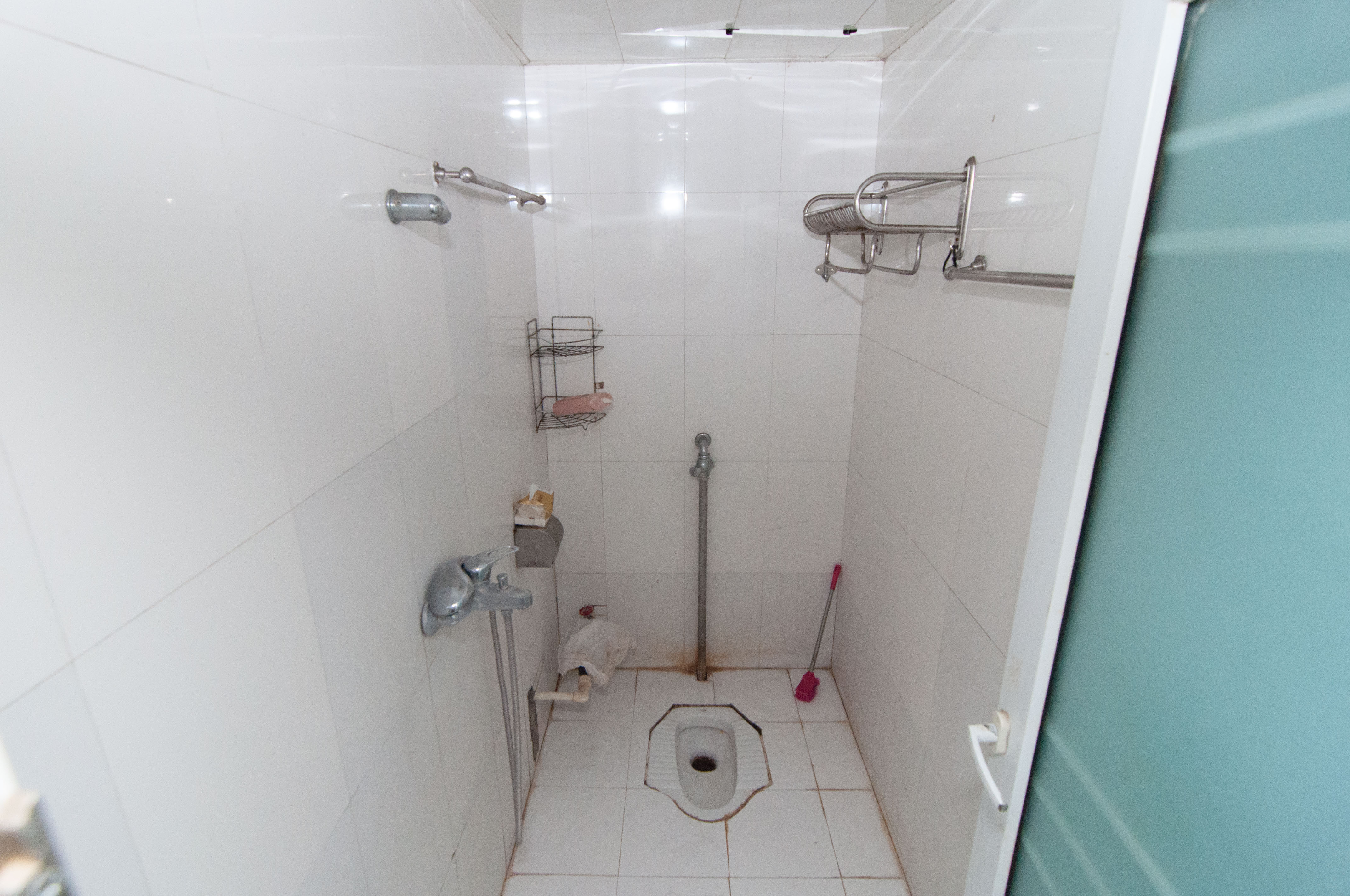 谋房博客(博客天街)  1室1厅1卫    37.0万 谋房博客(博客天街)  1室1厅1卫    37.0万卫生间