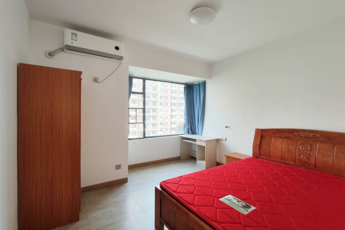 福天藏郡院子  4室2厅2卫    96.0万 福天藏郡院子  4室2厅2卫    96.0万卧室