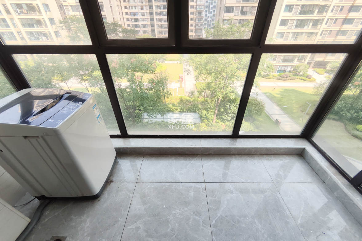 福天藏郡院子  4室2厅2卫    96.0万 福天藏郡院子  4室2厅2卫    96.0万阳台