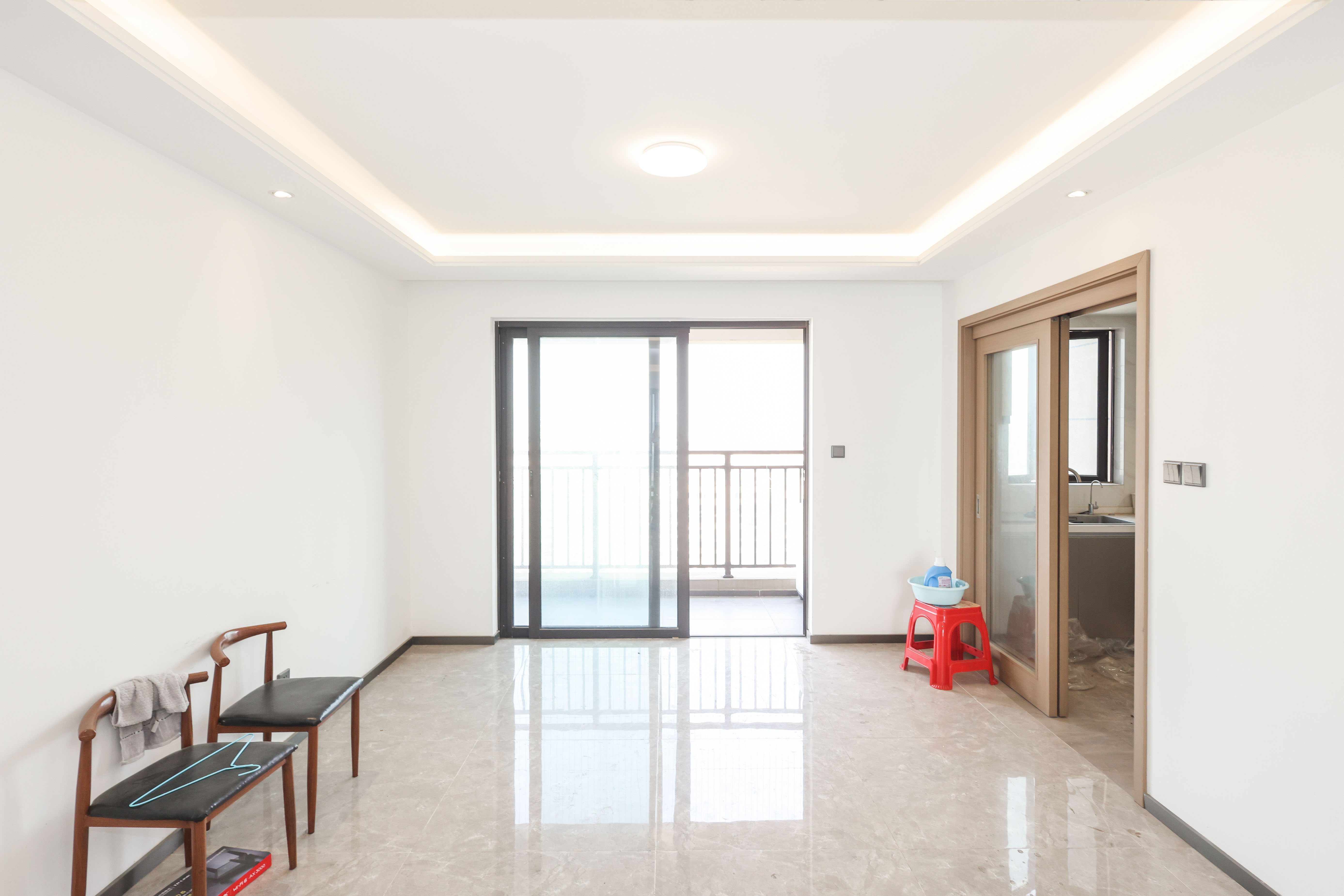 招商华发依云曦城  4室2厅2卫    160.0万 招商华发依云曦城  4室2厅2卫    160.0万其他