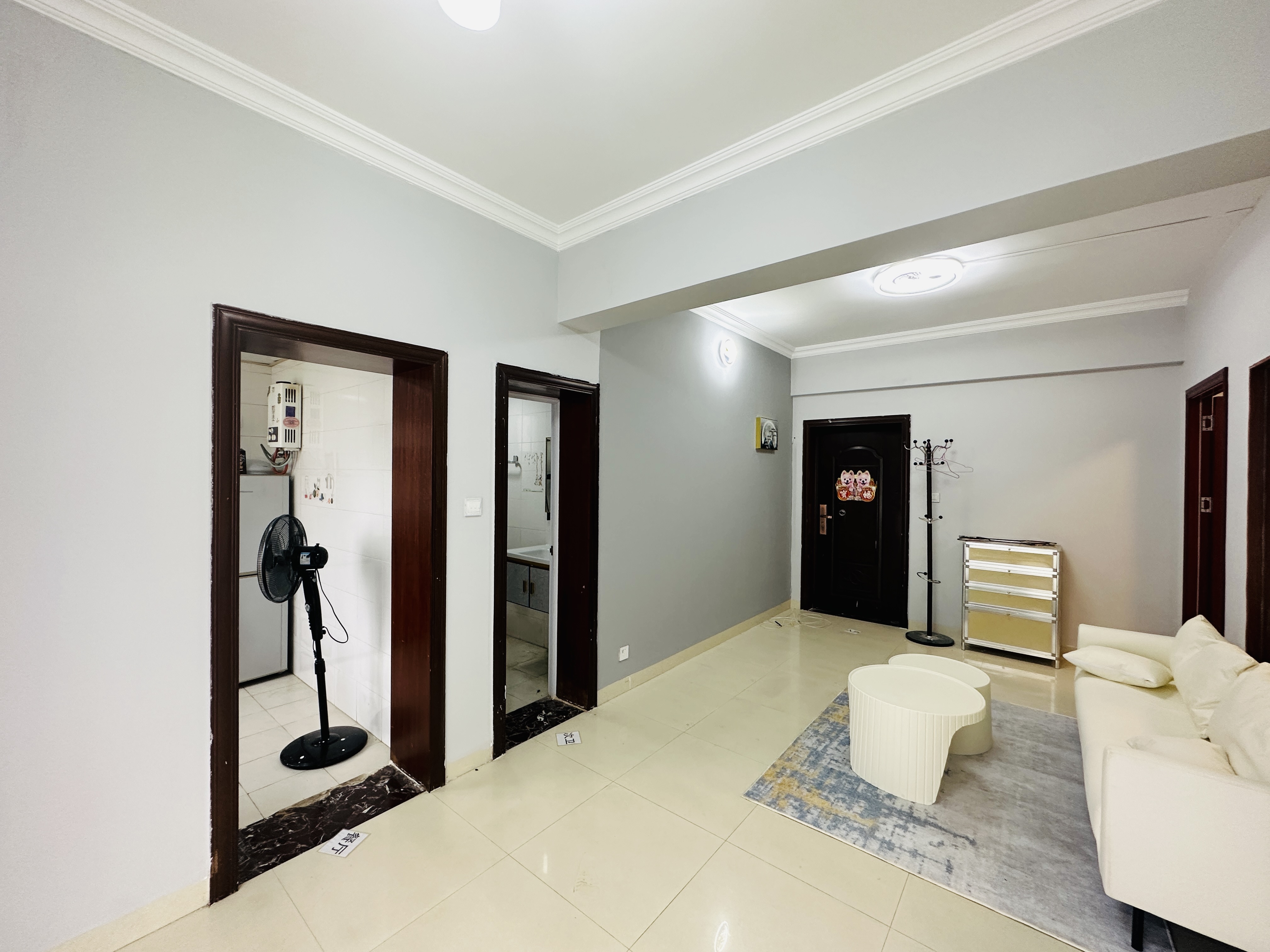 华宝雅苑 2室1厅1卫 115.0万 华宝雅苑 2室1厅1卫 115.0万客厅