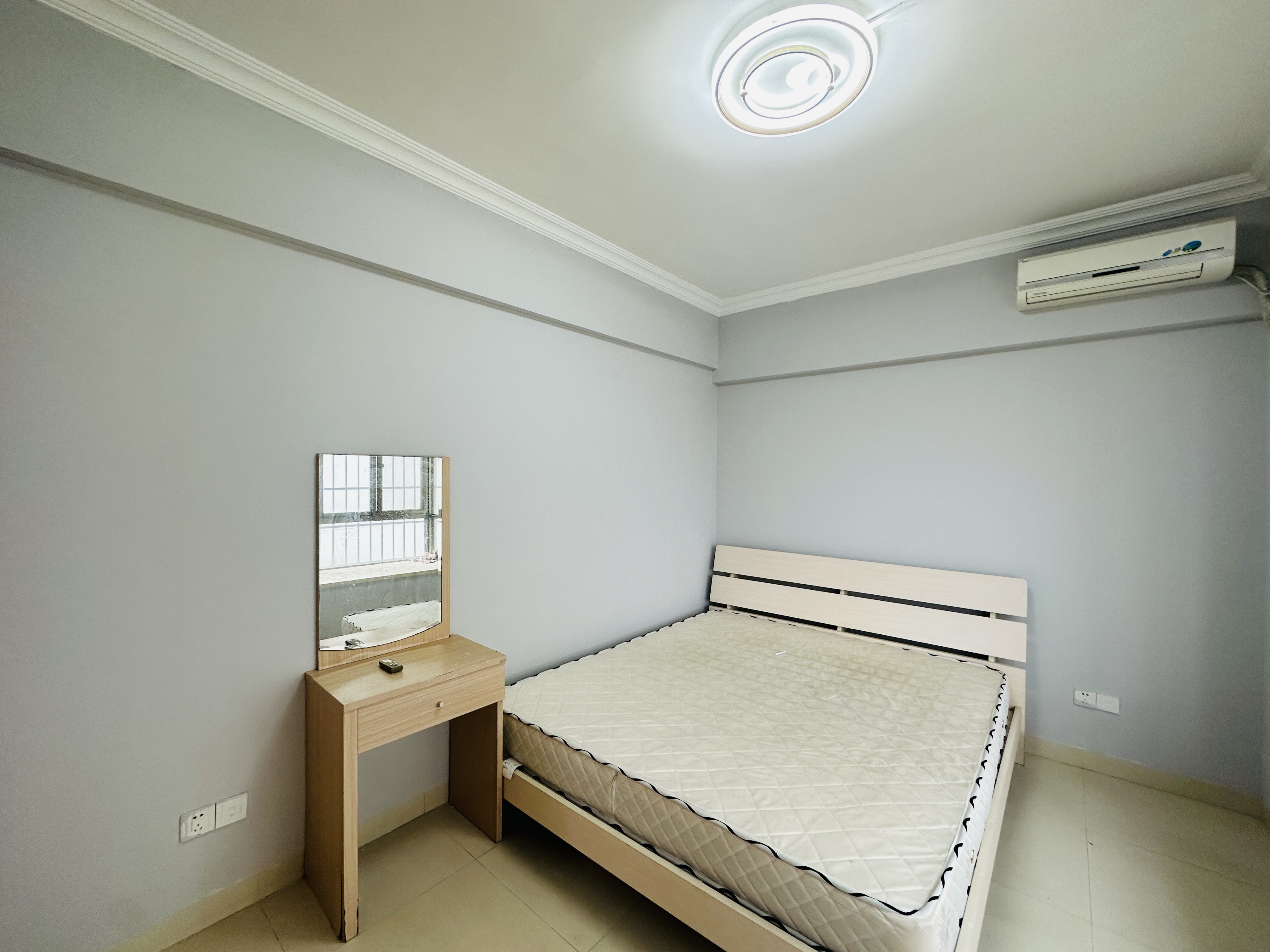 华宝雅苑 2室1厅1卫 115.0万 华宝雅苑 2室1厅1卫 115.0万卧室