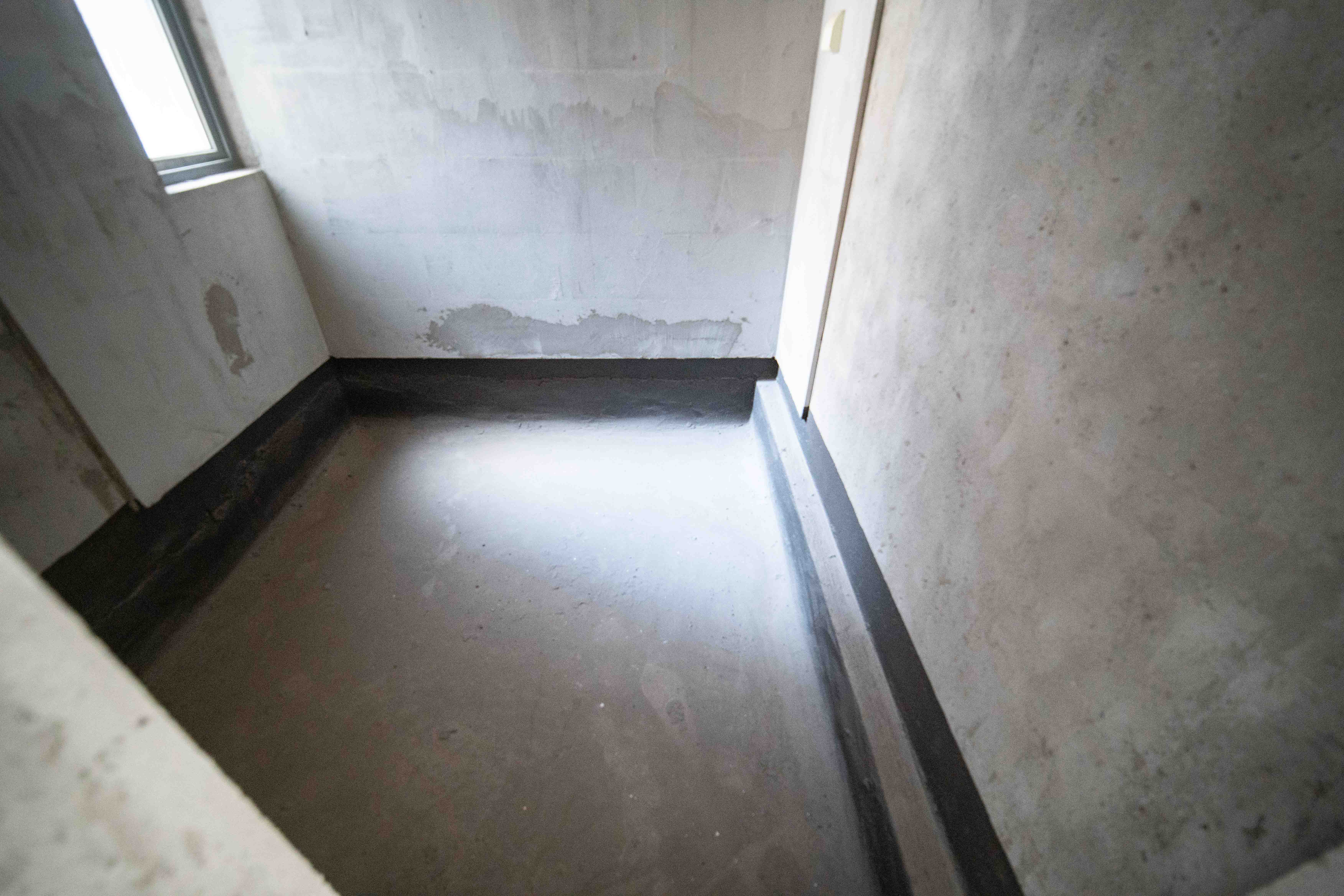 长房东旭国际  4室2厅2卫    200.0万其他