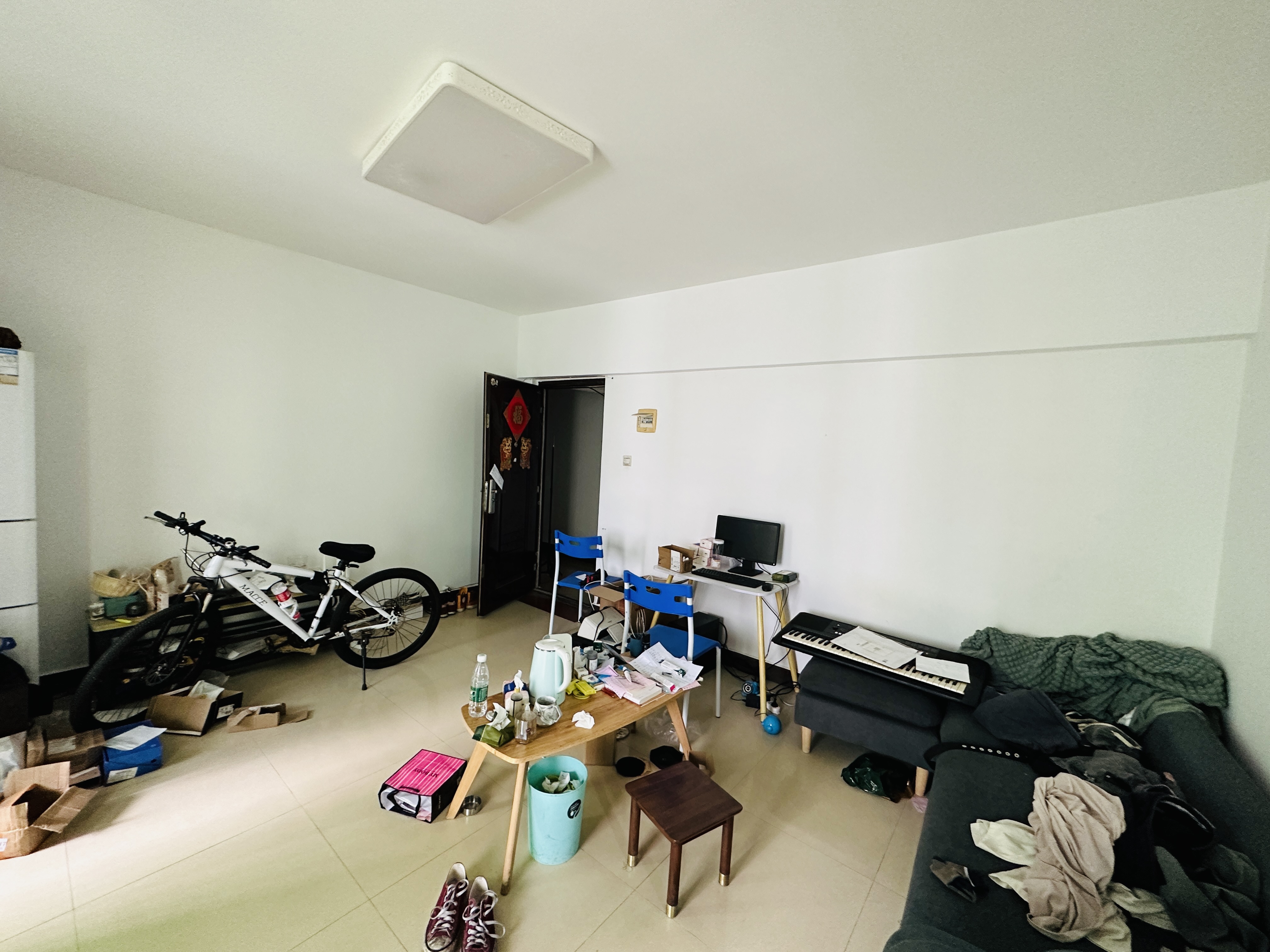 金海雅苑 1室1厅1卫 55.0万 金海雅苑 1室1厅1卫 55.0万客厅