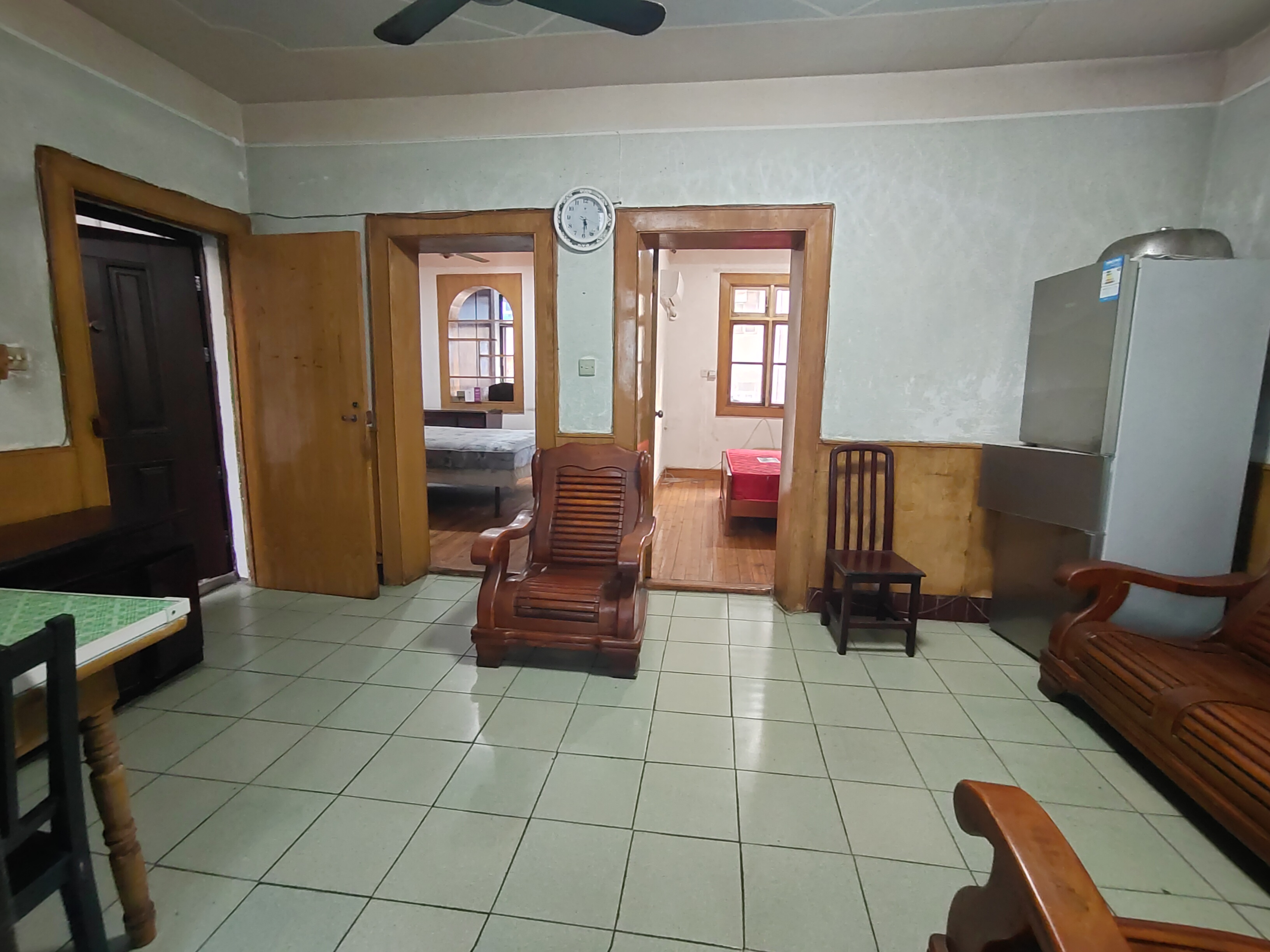 银馨家园(贺家土电厂生活区)  2室1厅1卫    14.8万 银馨家园(贺家土电厂生活区)  2室1厅1卫    14.8万室内图