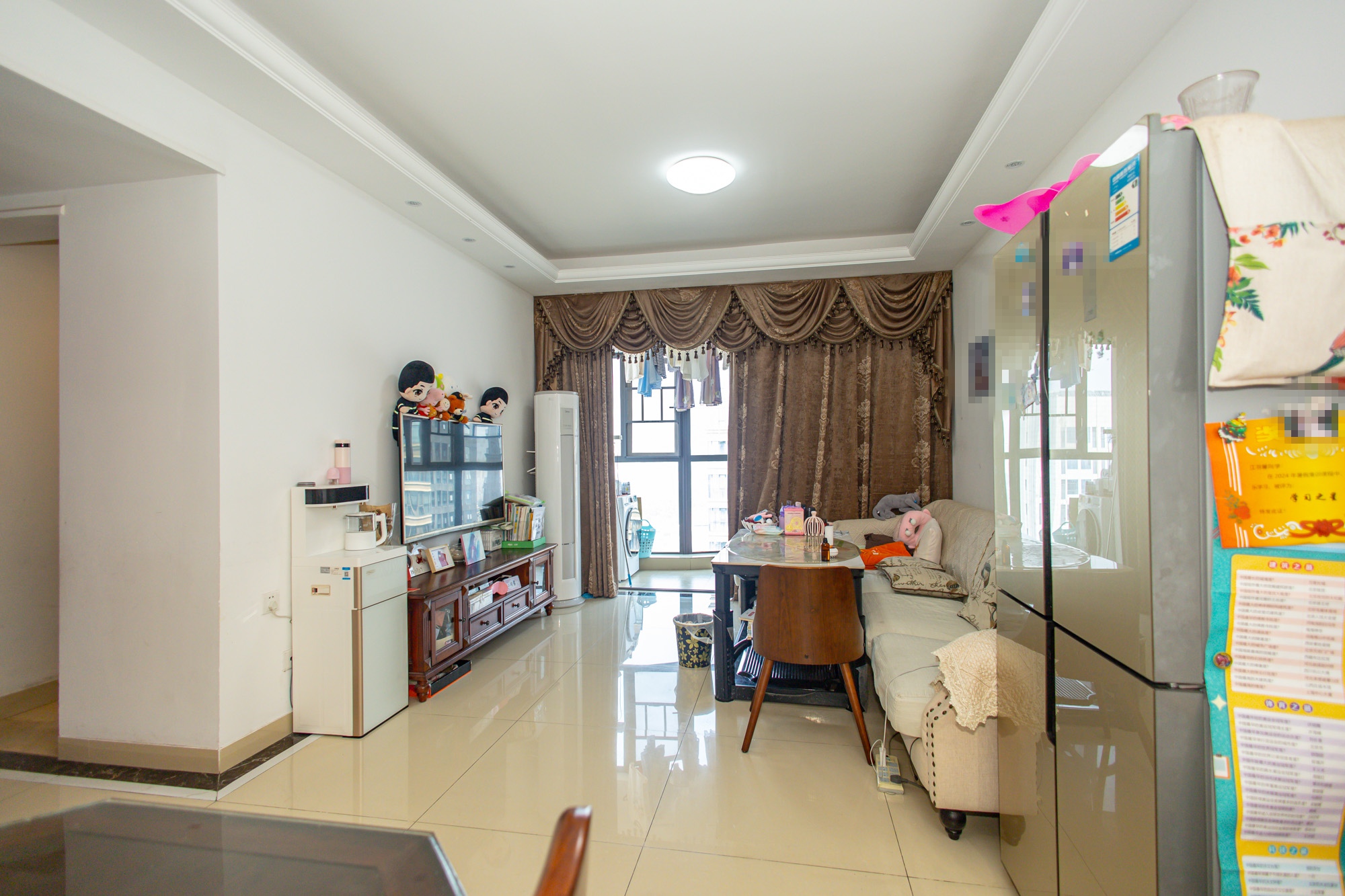 旺德府恺悦国际 3室2厅2卫 60.0万 旺德府恺悦国际 3室2厅2卫 60.0万客厅