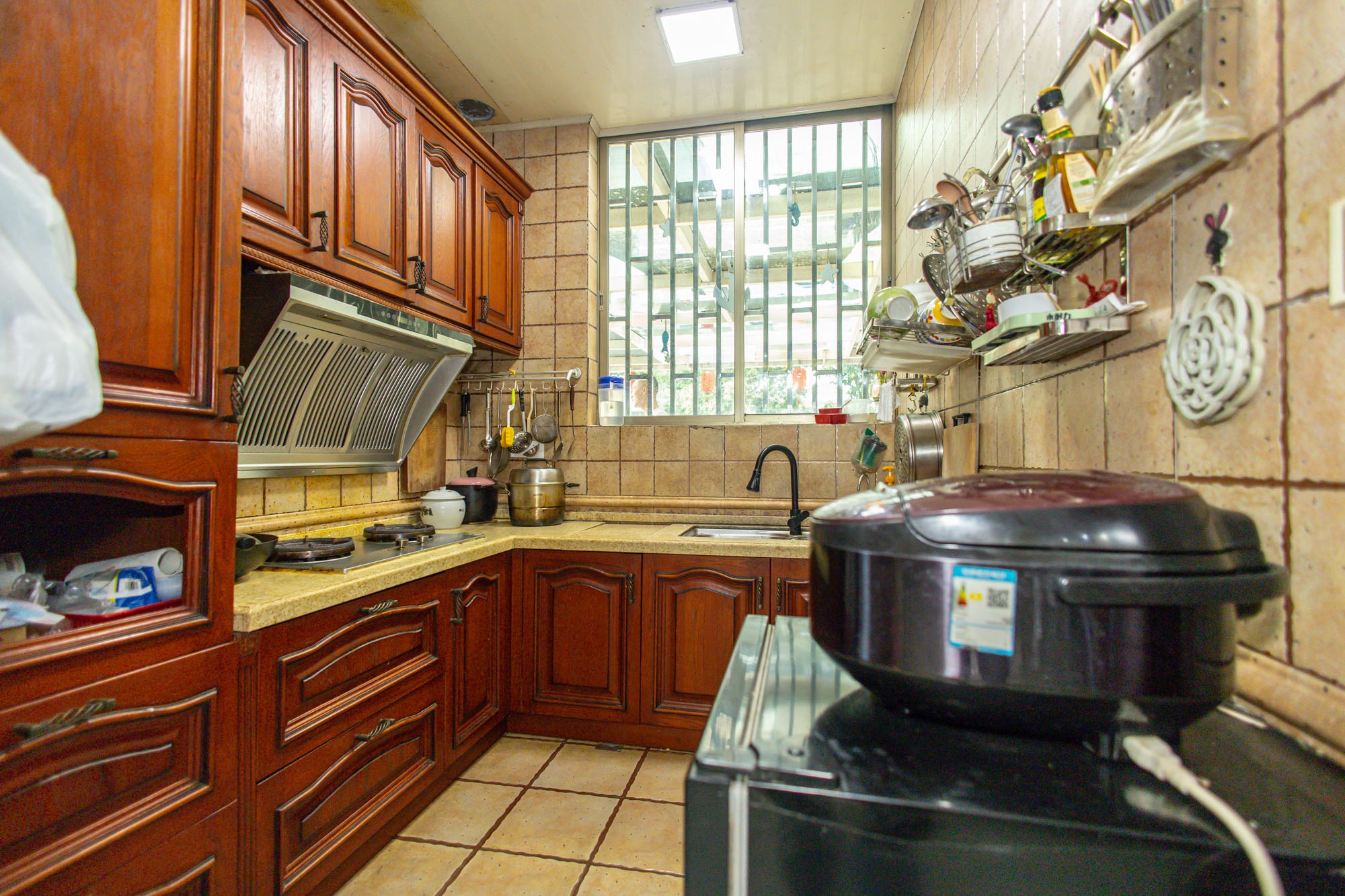 碧桂园威尼斯城  5室2厅4卫    368.0万 碧桂园威尼斯城  5室2厅4卫    368.0万厨房