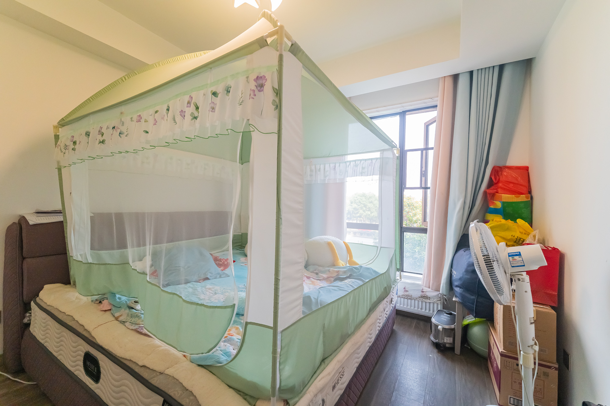 国泰九龙湾 4室2厅2卫 128.0万 国泰九龙湾 4室2厅2卫 128.0万卧室