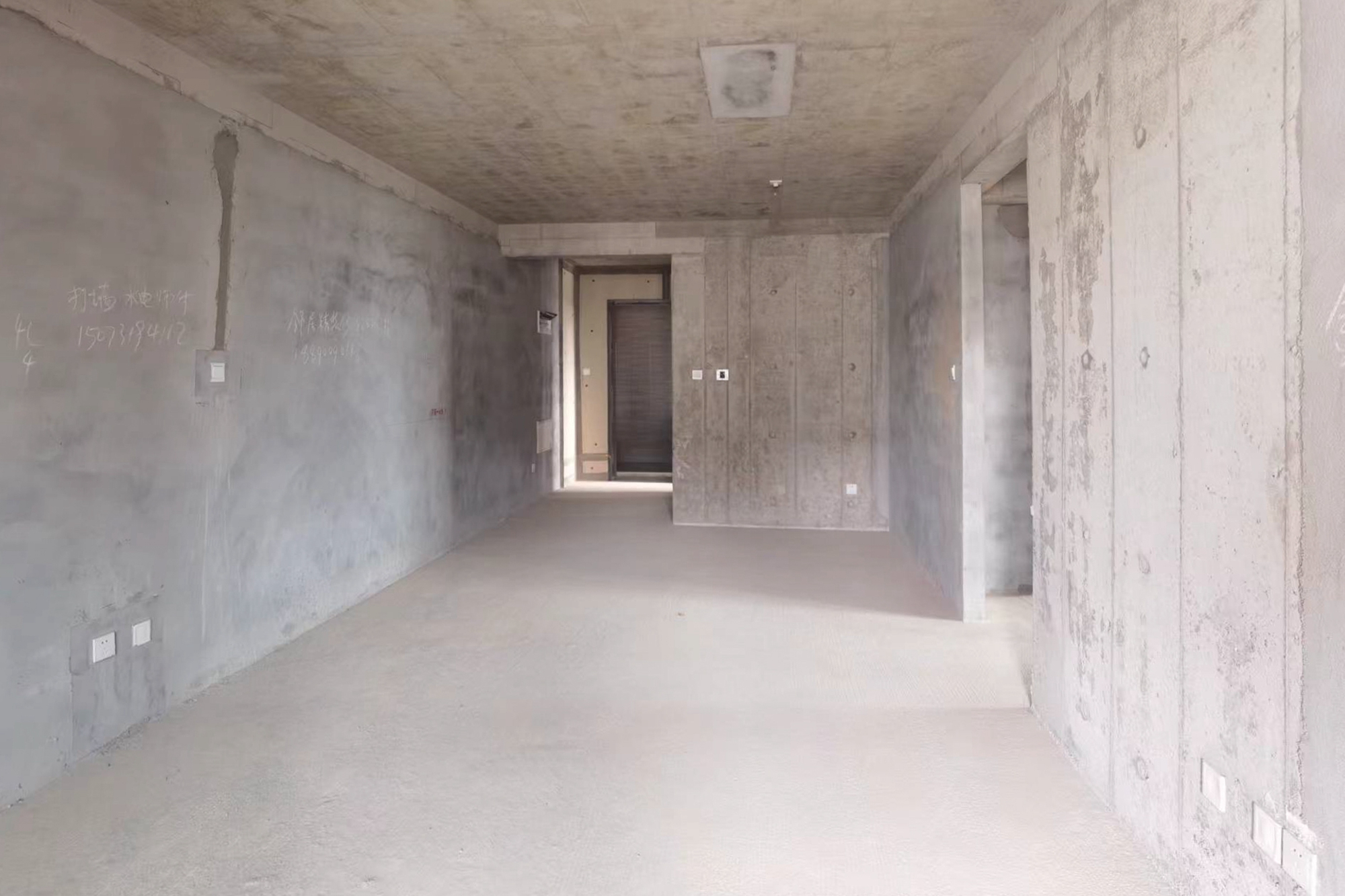 长沙院子 3室1厅1卫 38.0万 长沙院子 3室1厅1卫 38.0万客厅