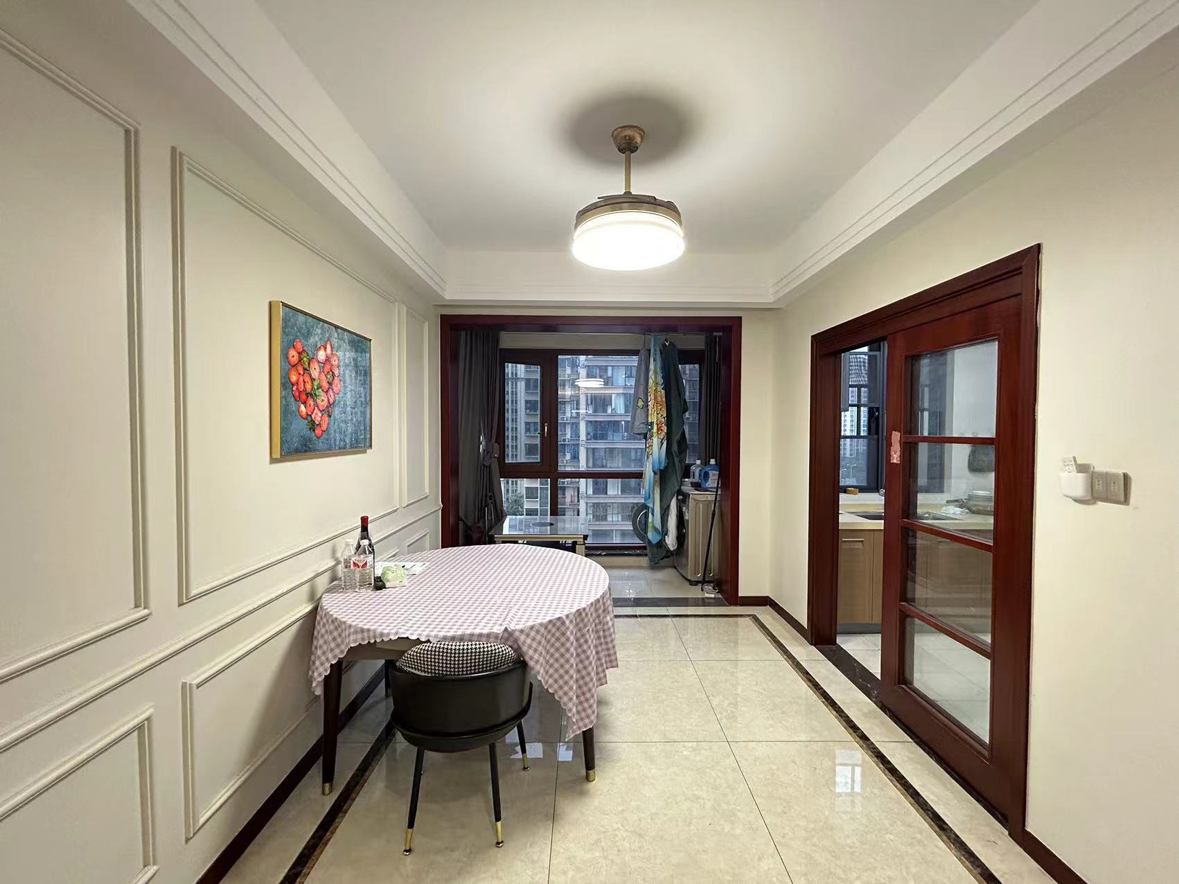 中建玥熙台 4室2厅2卫 99.0万 中建玥熙台 4室2厅2卫 99.0万室内图