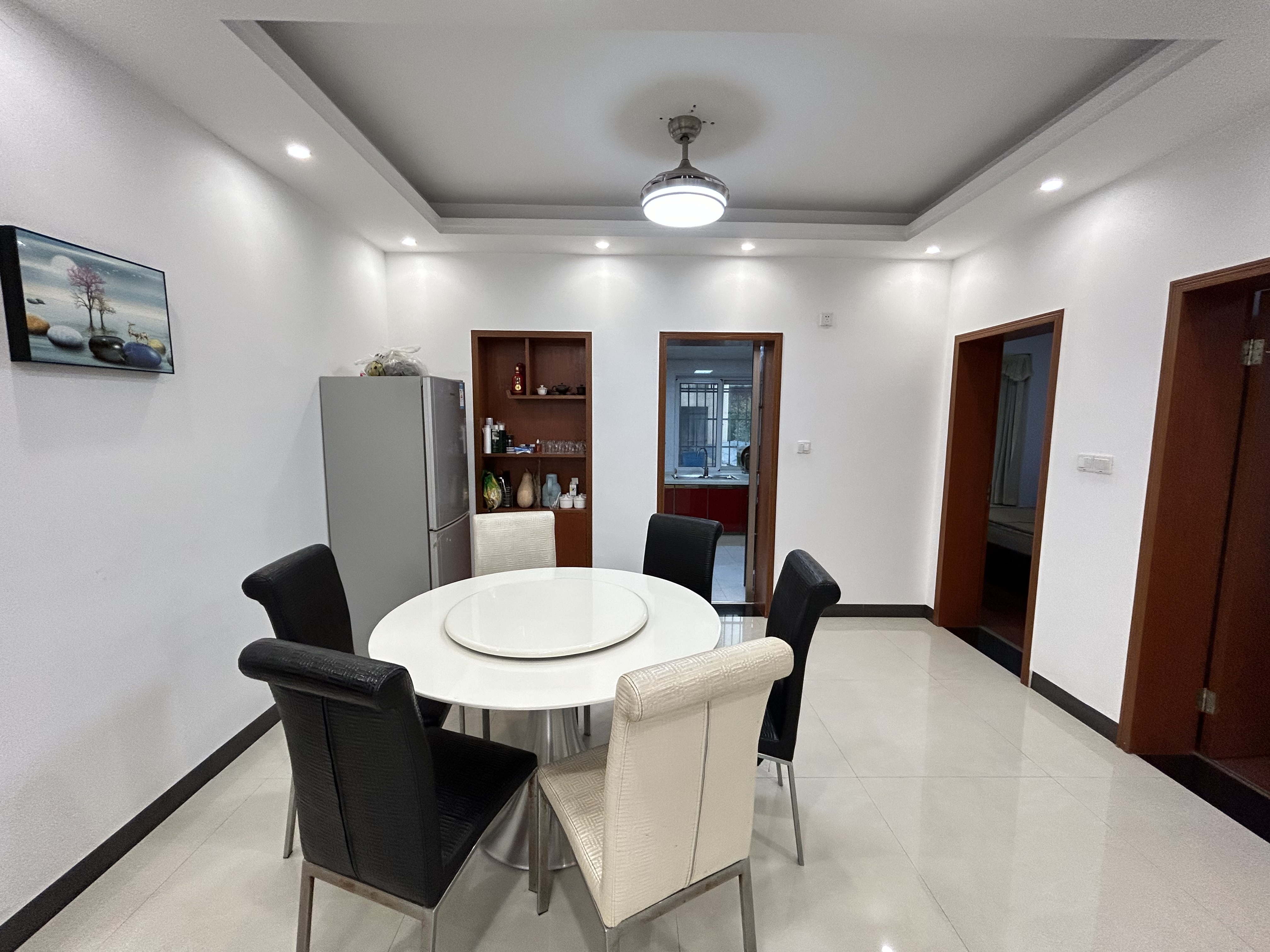 经仕小区 3室2厅2卫 39.8万 经仕小区 3室2厅2卫 39.8万室内图