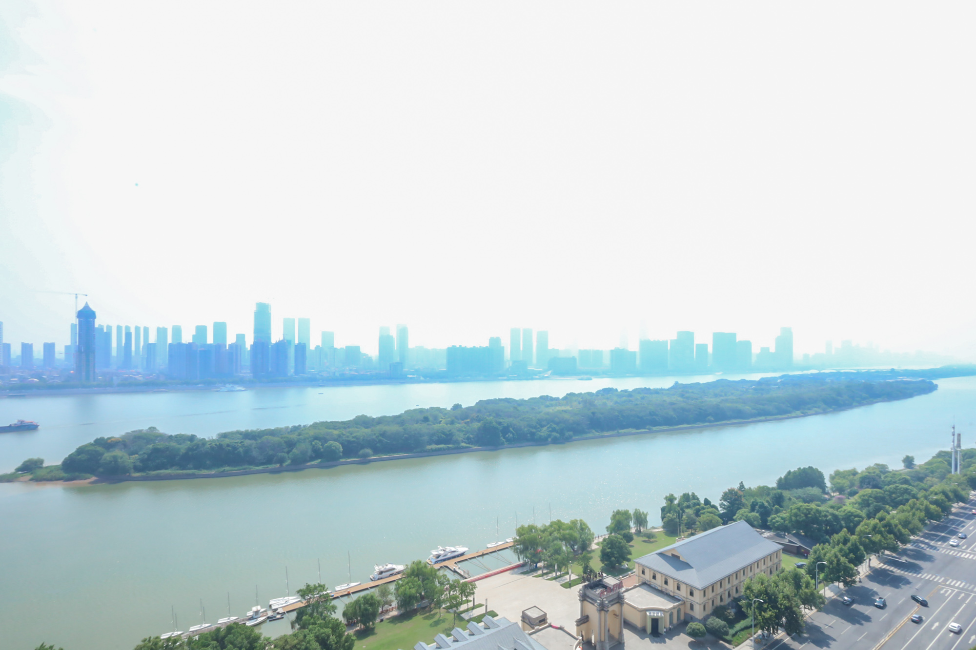 保利西海岸A区  4室2厅2卫   438.00万其他