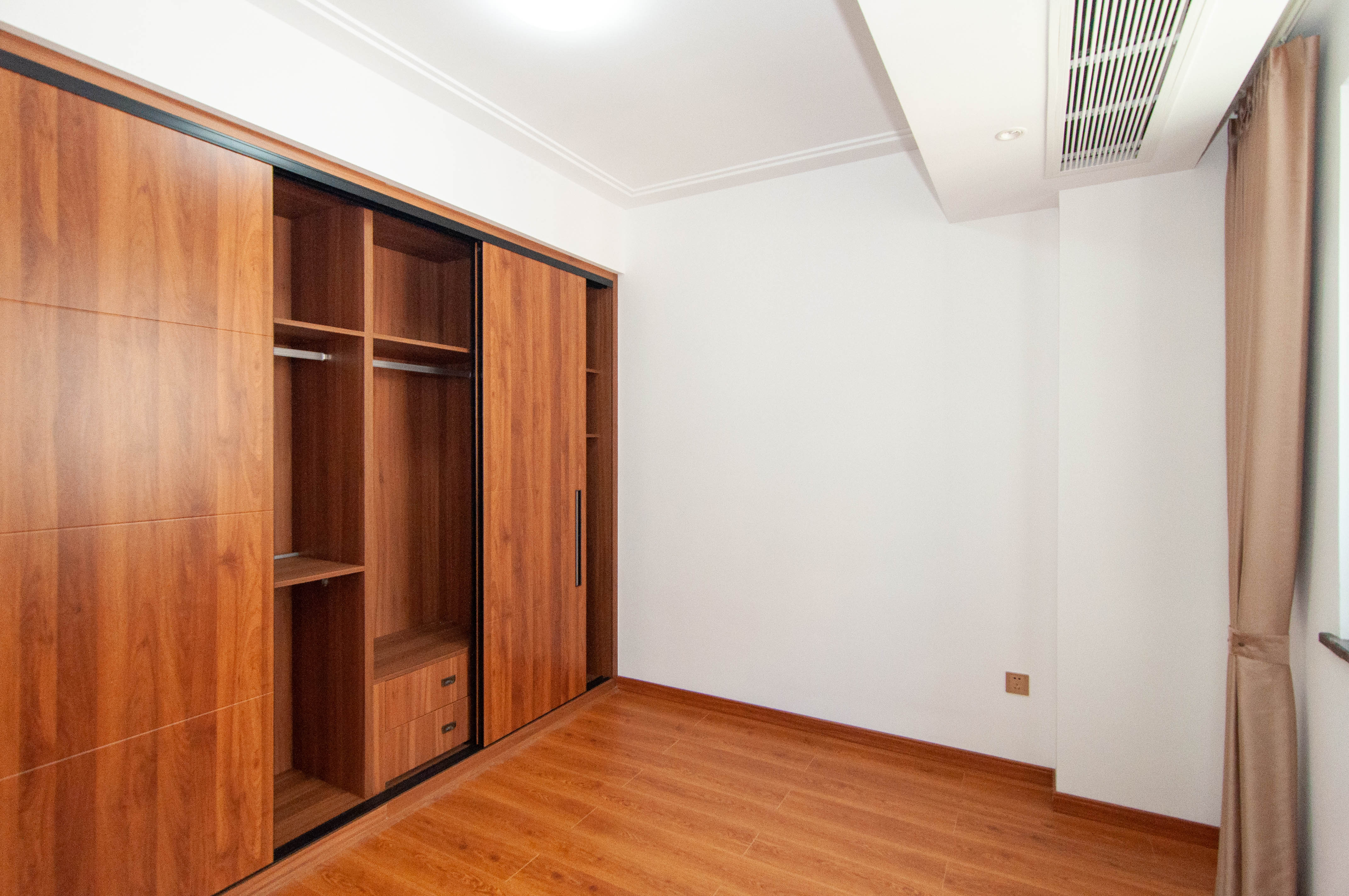 梅溪正荣府 4室2厅2卫 400.0万 梅溪正荣府 4室2厅2卫 400.0万其他