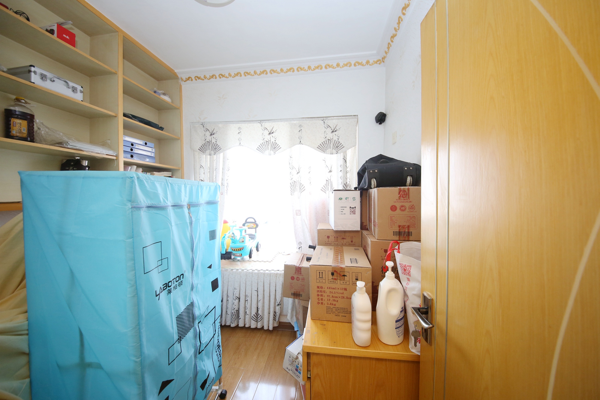 星典时代  4室2厅2卫   102.00万其他