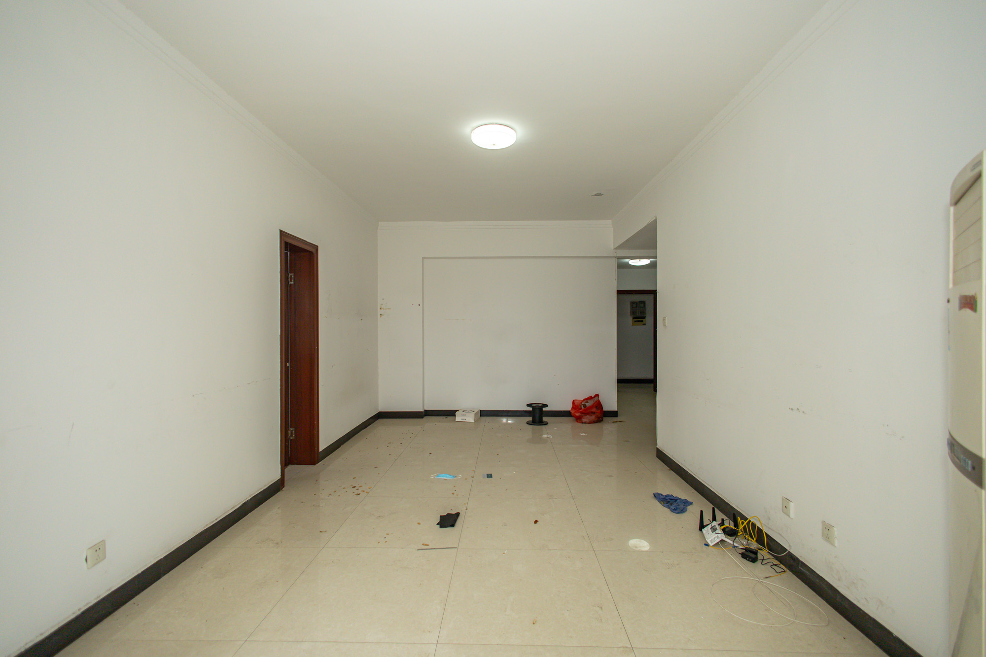 开源鑫景 4室2厅2卫 78.8万 开源鑫景 4室2厅2卫 78.8万客厅