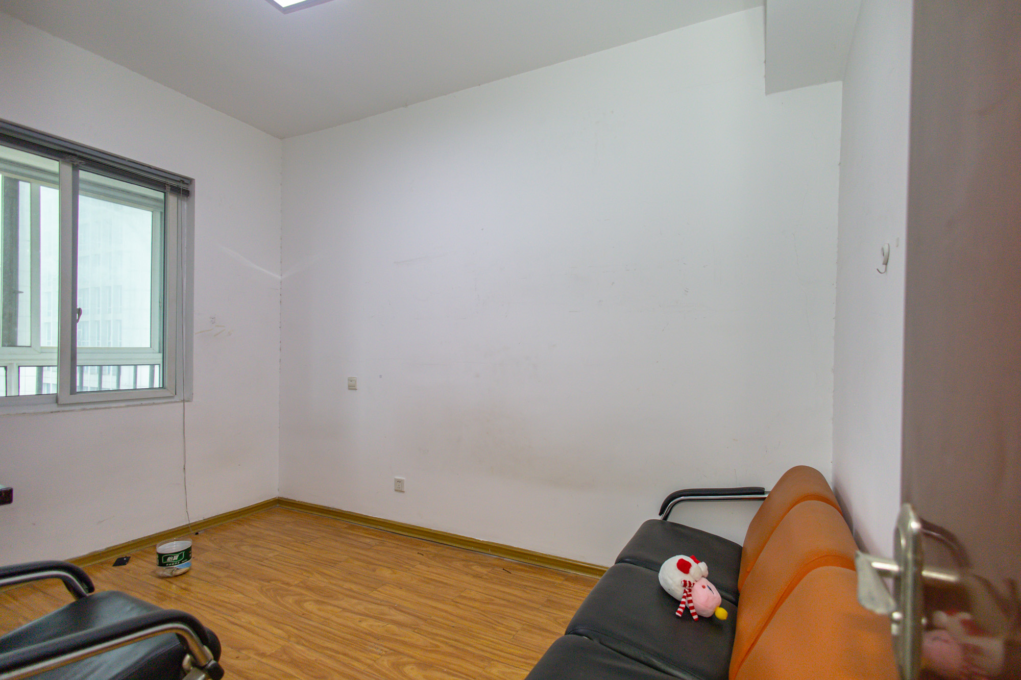 开源鑫景 4室2厅2卫 78.8万 开源鑫景 4室2厅2卫 78.8万卧室