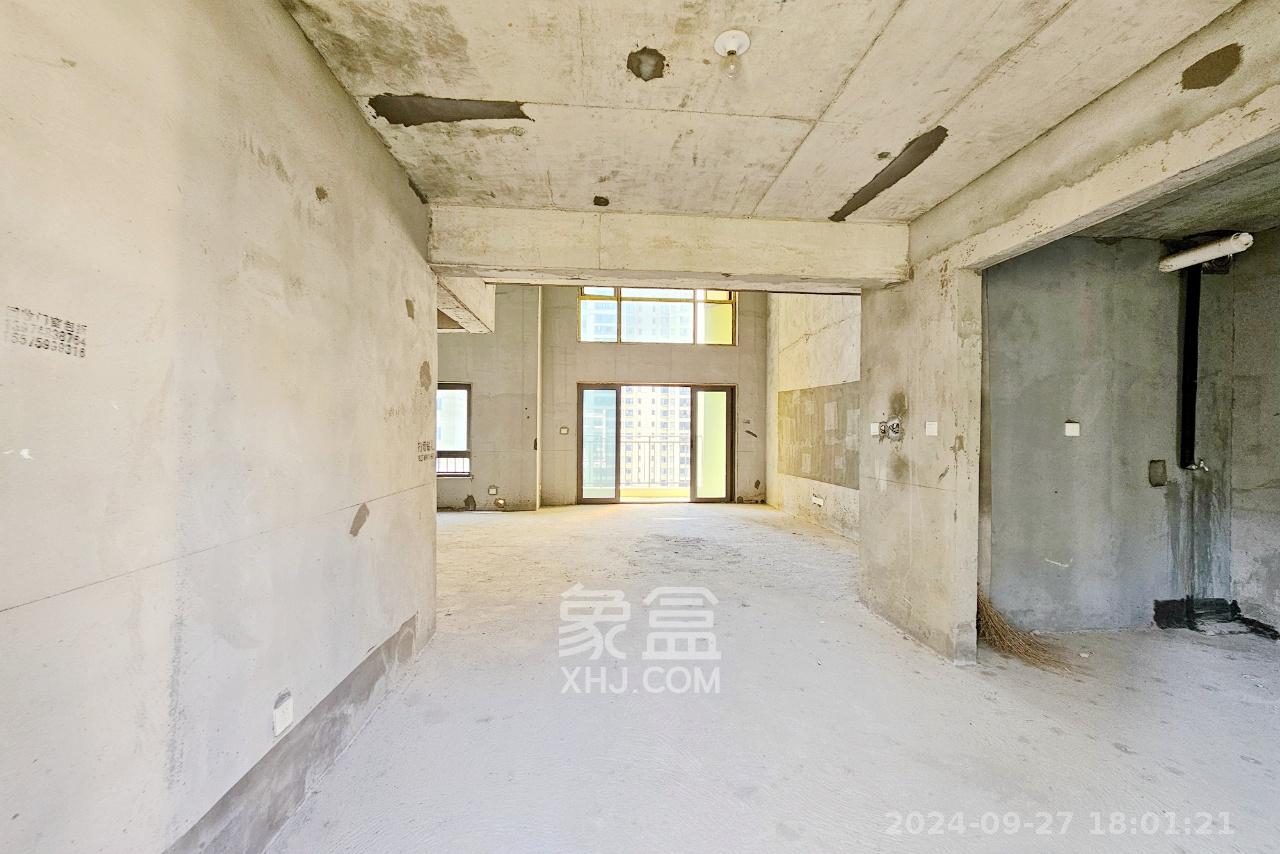 万里时代  3室2厅1卫   2600.00元/月室内图1