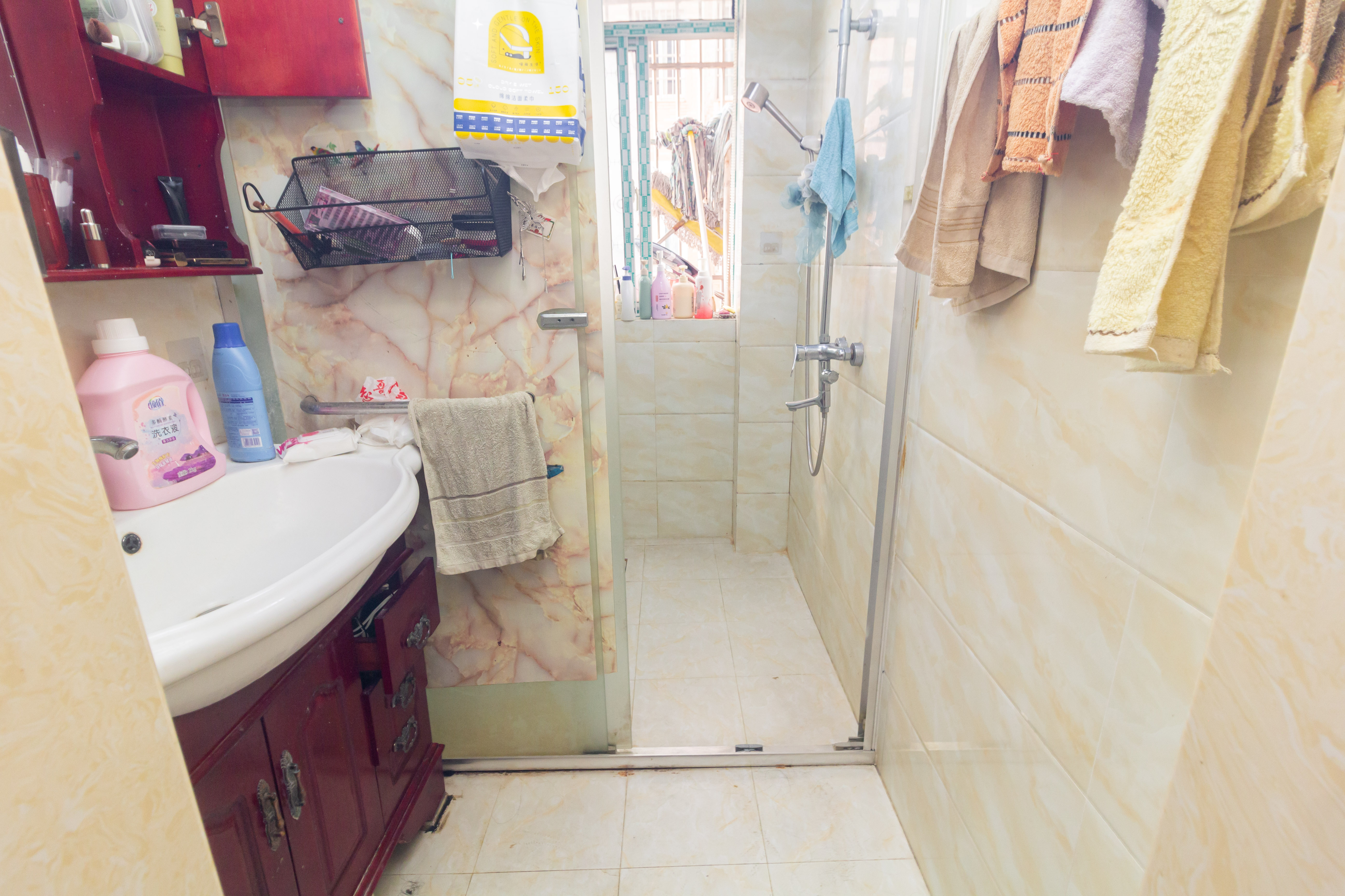 星城国际 2室2厅1卫 46.8万 星城国际 2室2厅1卫 46.8万卫生间